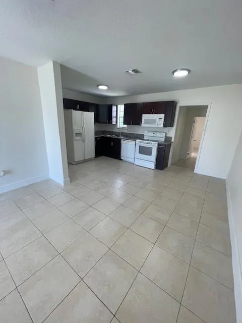 3610 SW 46TH AVE