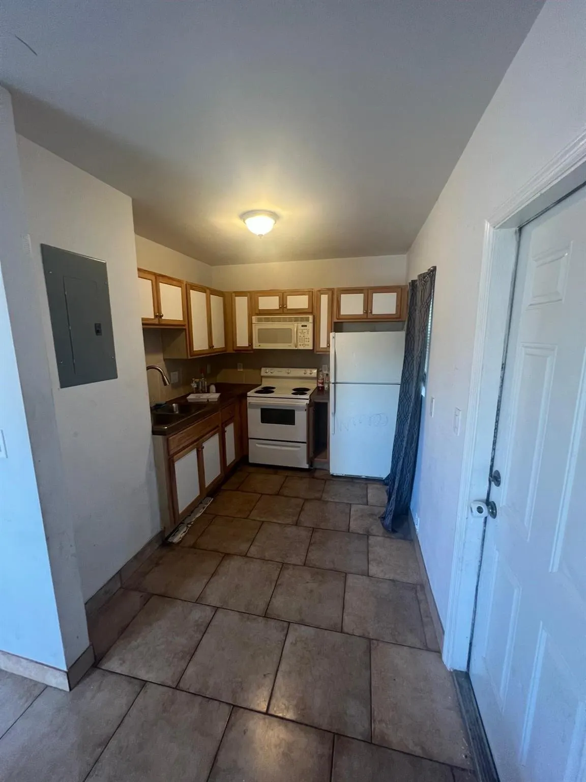 701 NW 21st Ter