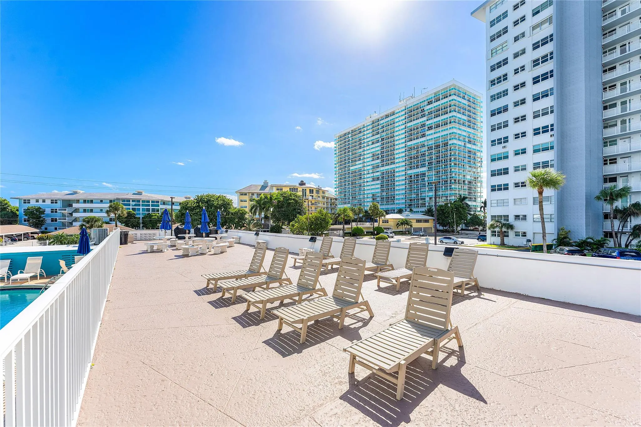 1900 S Ocean Dr, #812