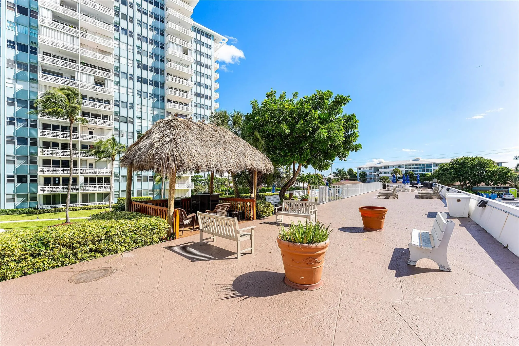 1900 S Ocean Dr, #812