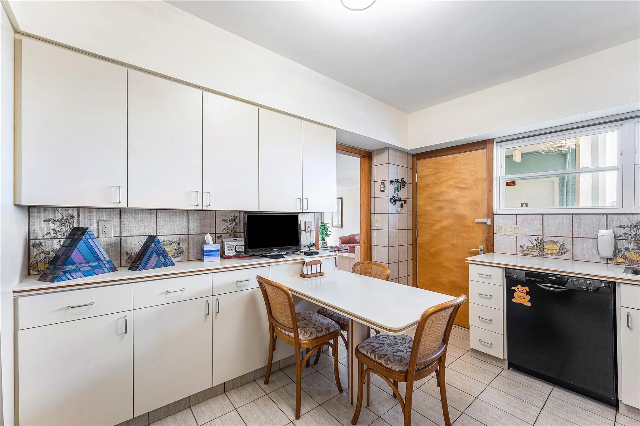 1900 S Ocean Dr, #812