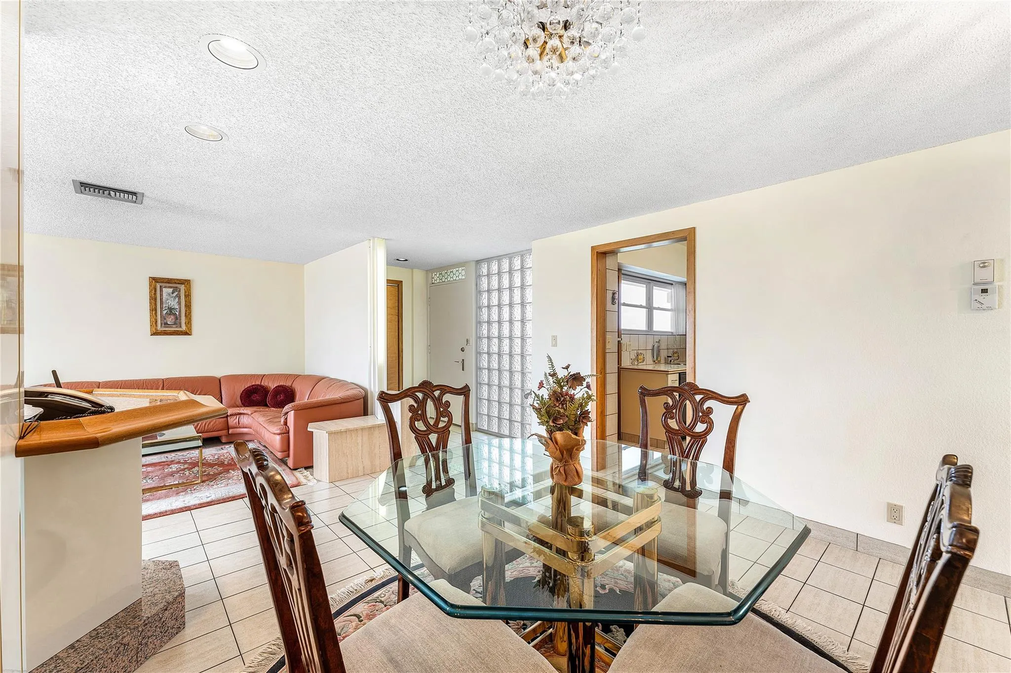 1900 S Ocean Dr, #812