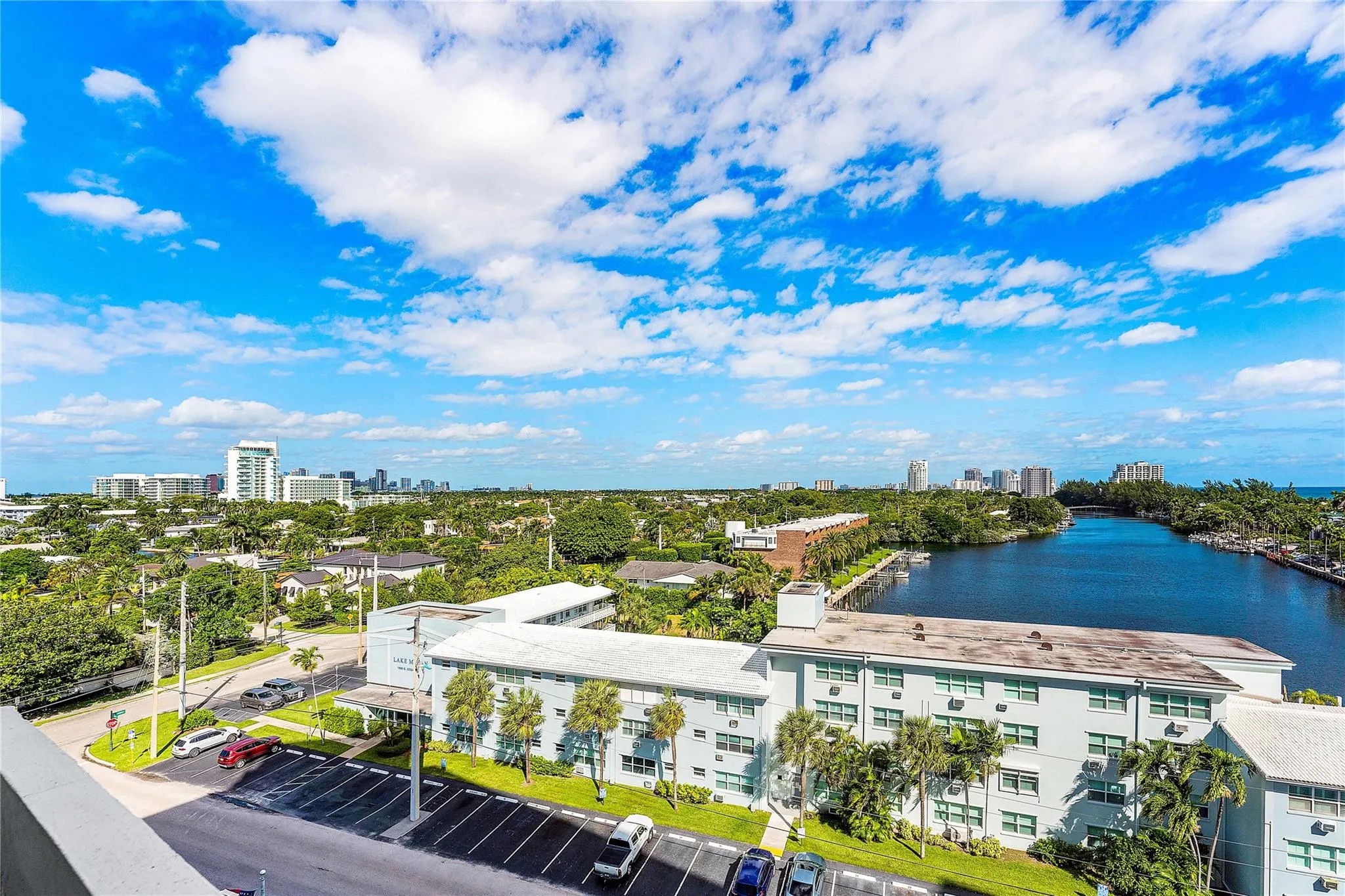 1900 S Ocean Dr, #812