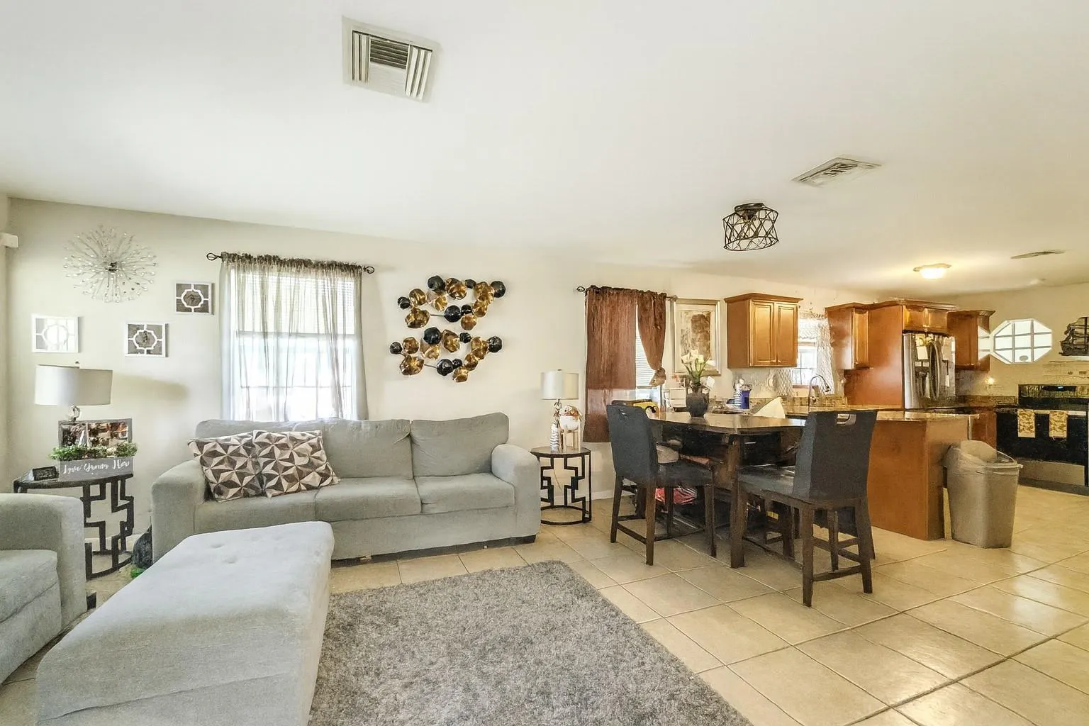 1403 SW 27th Ct