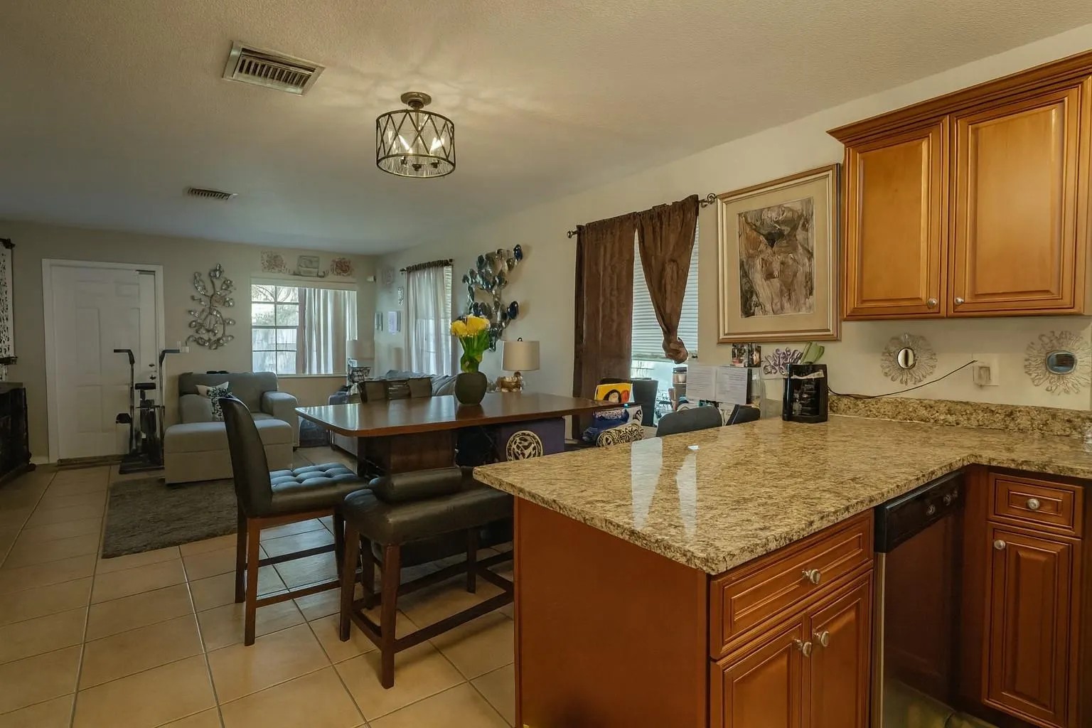 1403 SW 27th Ct