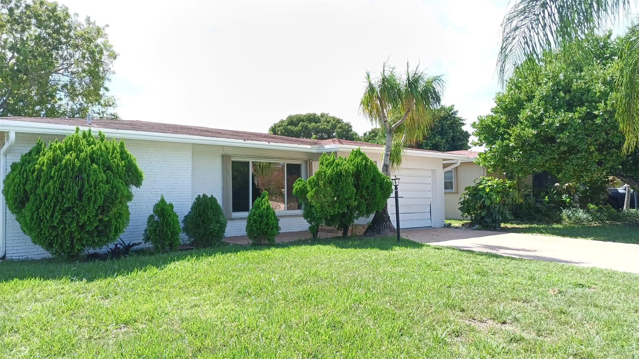 1040 NW 49th Ct