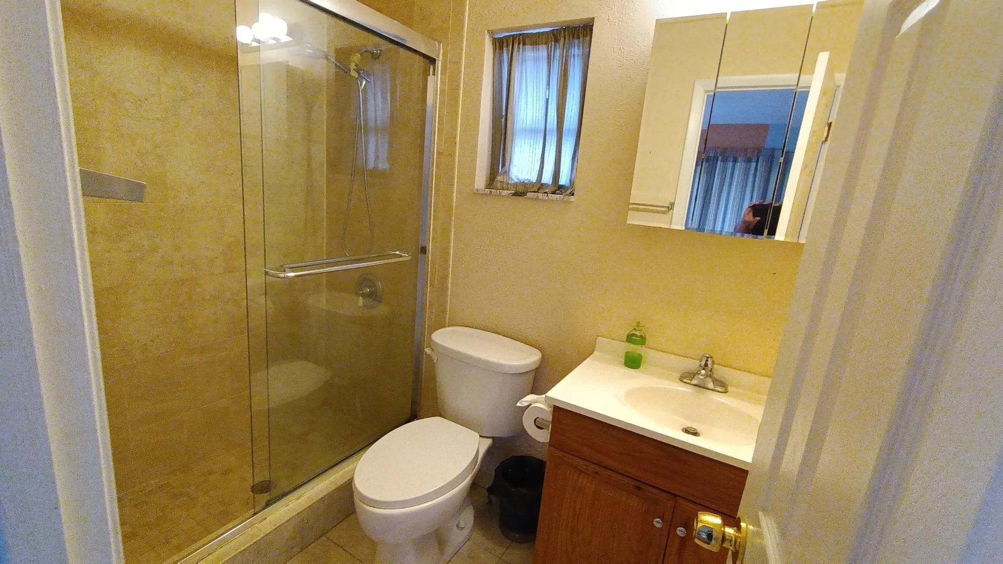 1040 NW 49th Ct