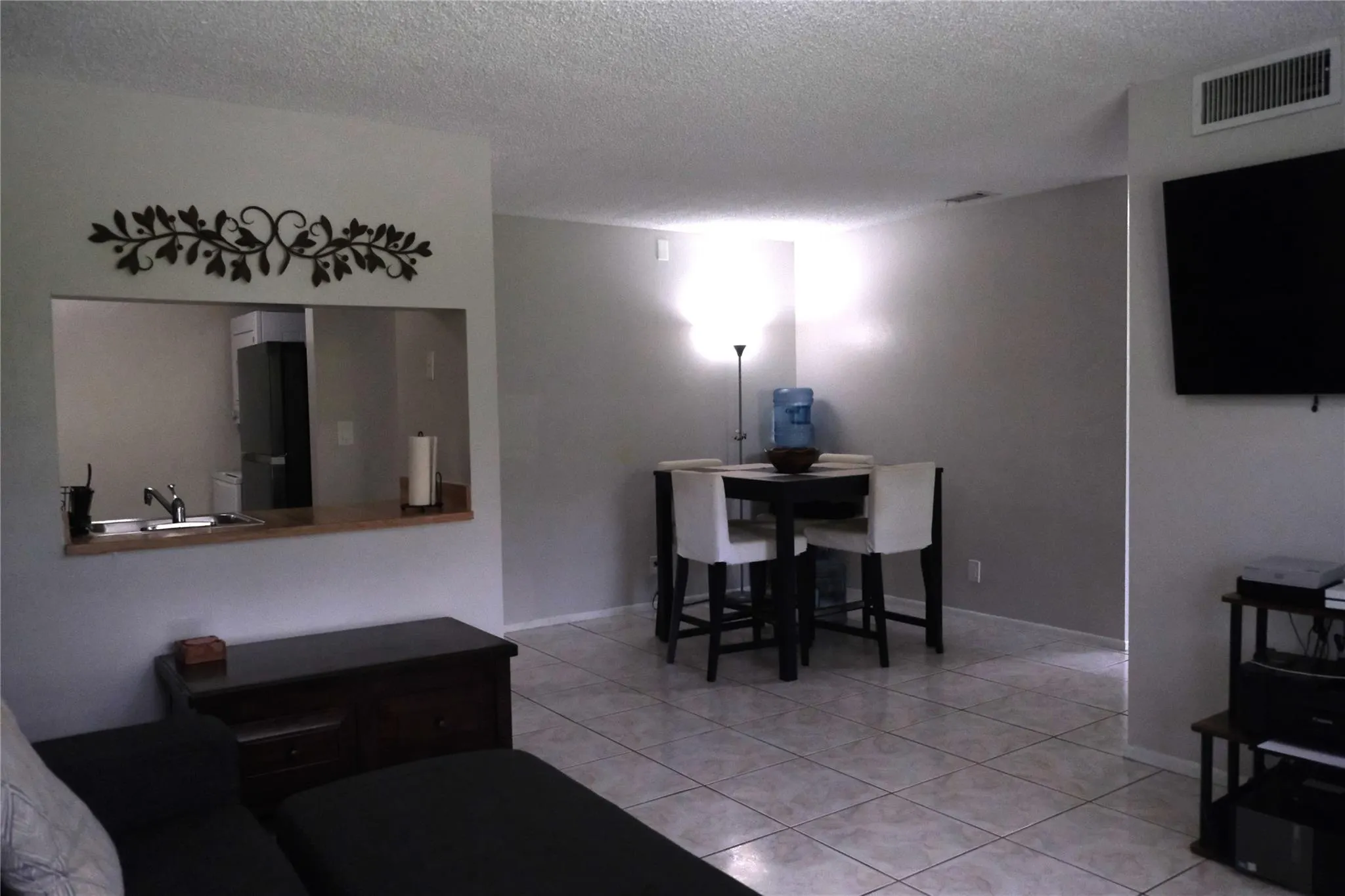 10002 Winding Lake Rd, #202