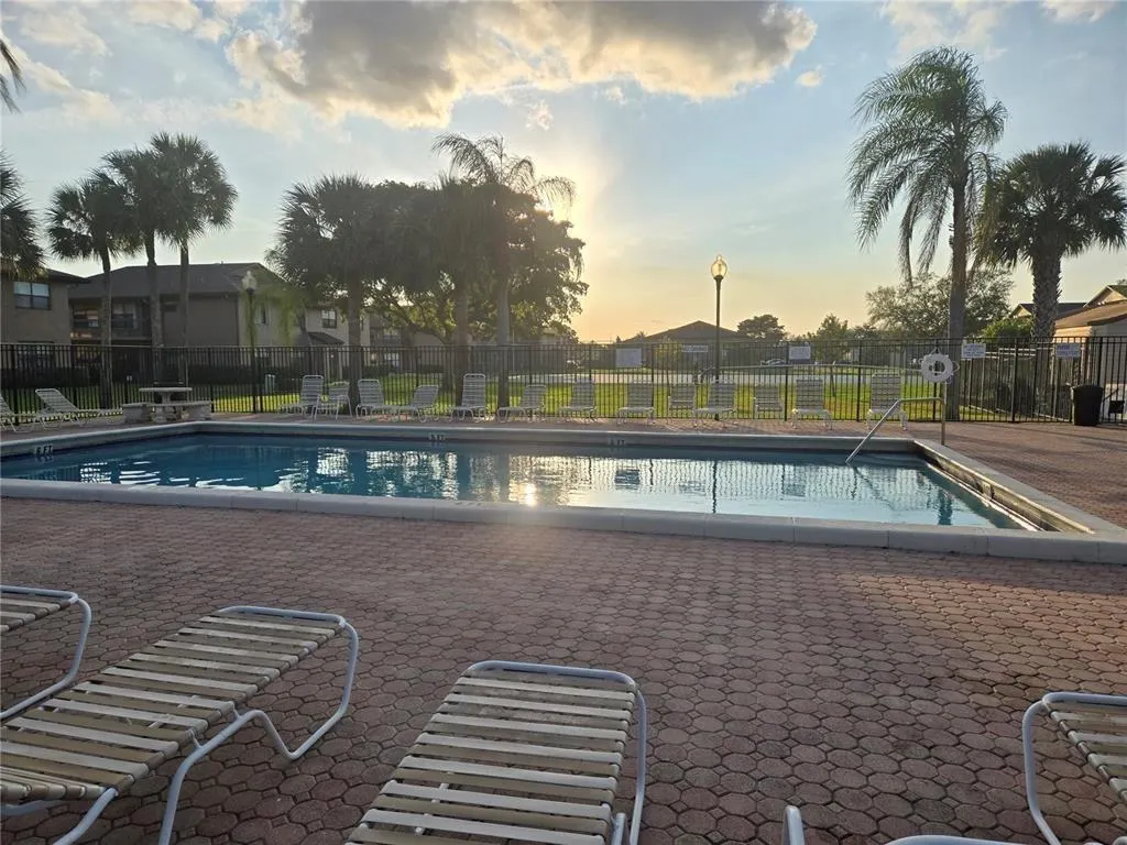 10002 Winding Lake Rd, #202