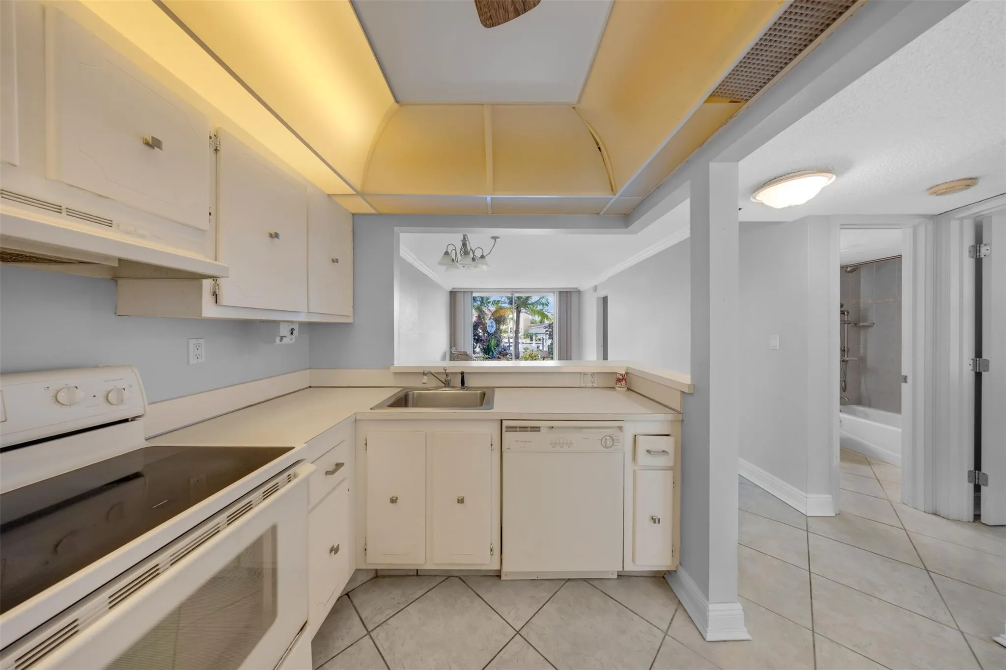 1391 S Ocean Blvd, #109