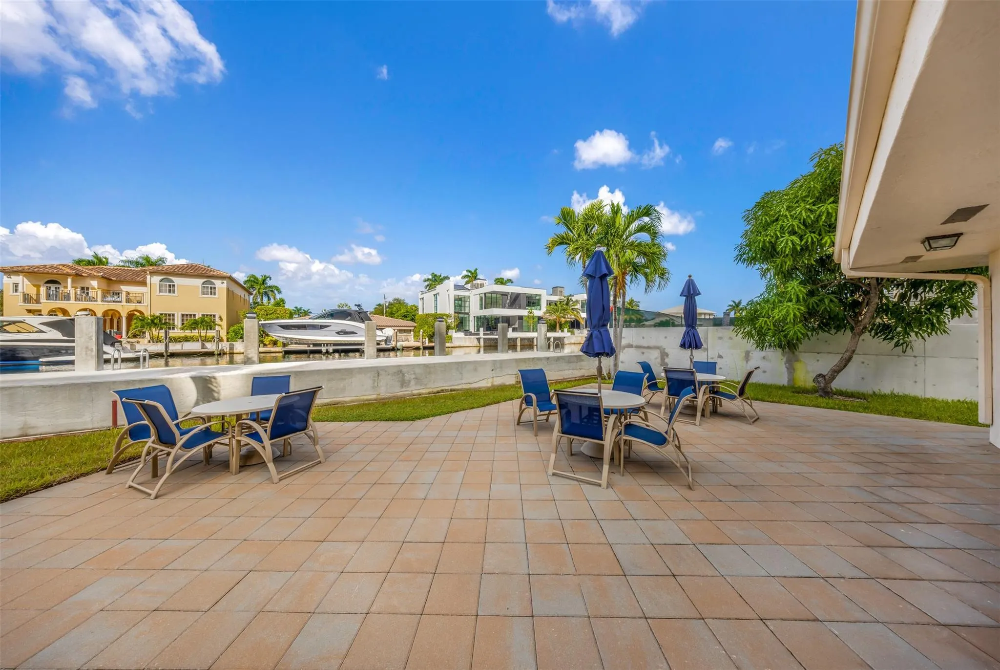 1391 S Ocean Blvd, #109