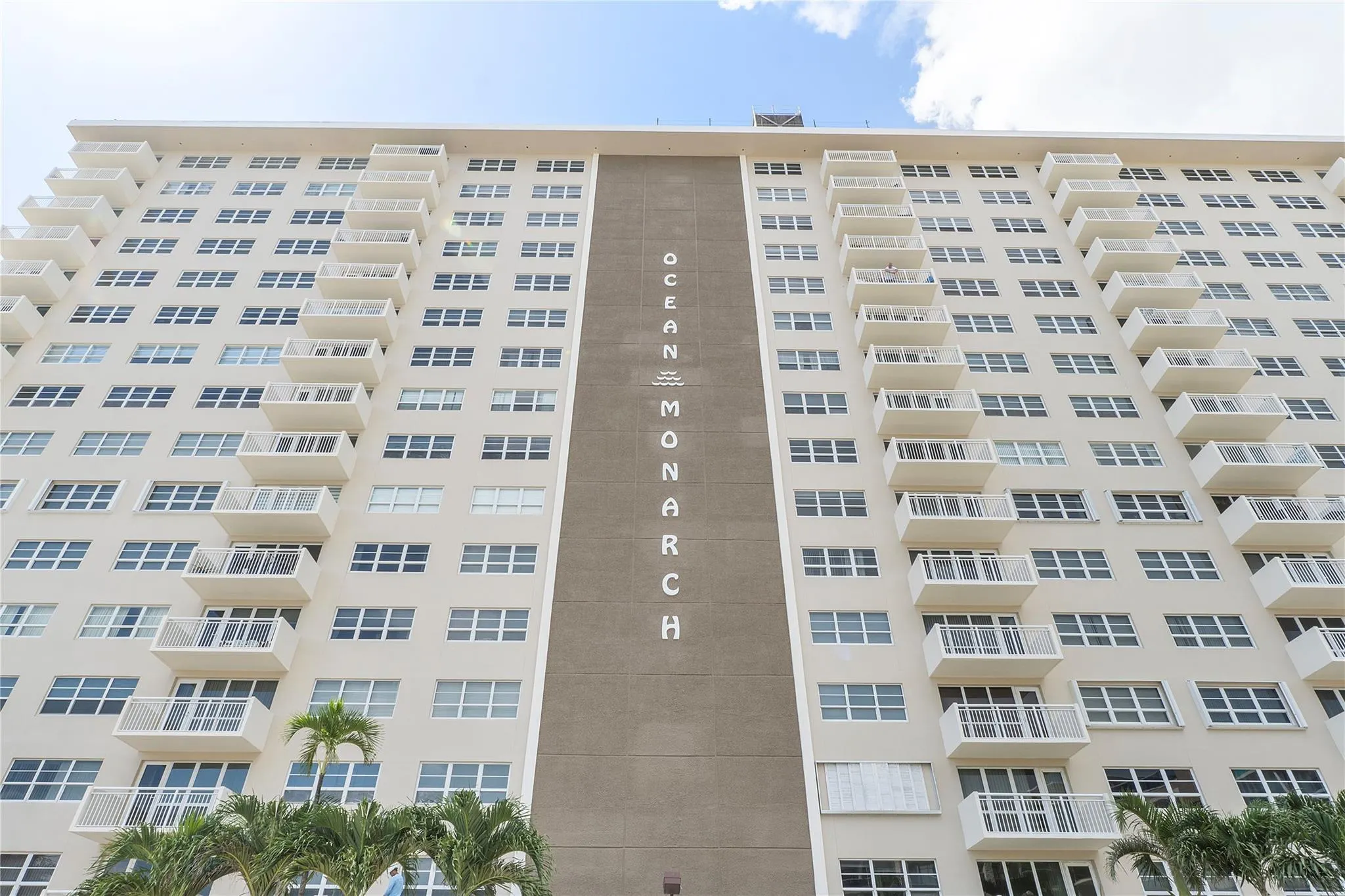133 N Pompano Beach Blvd, #PH-6