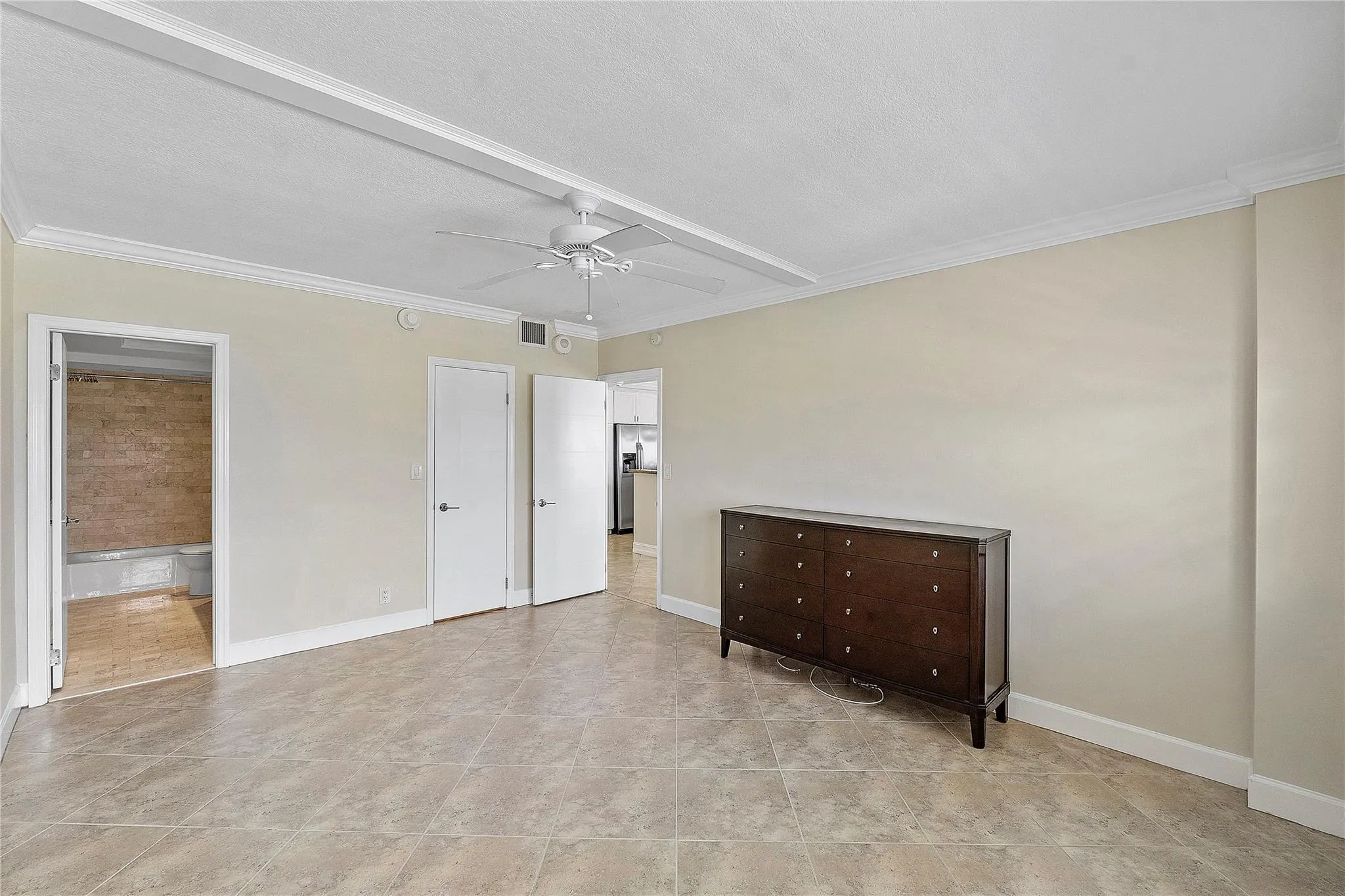 133 N Pompano Beach Blvd, #PH-6