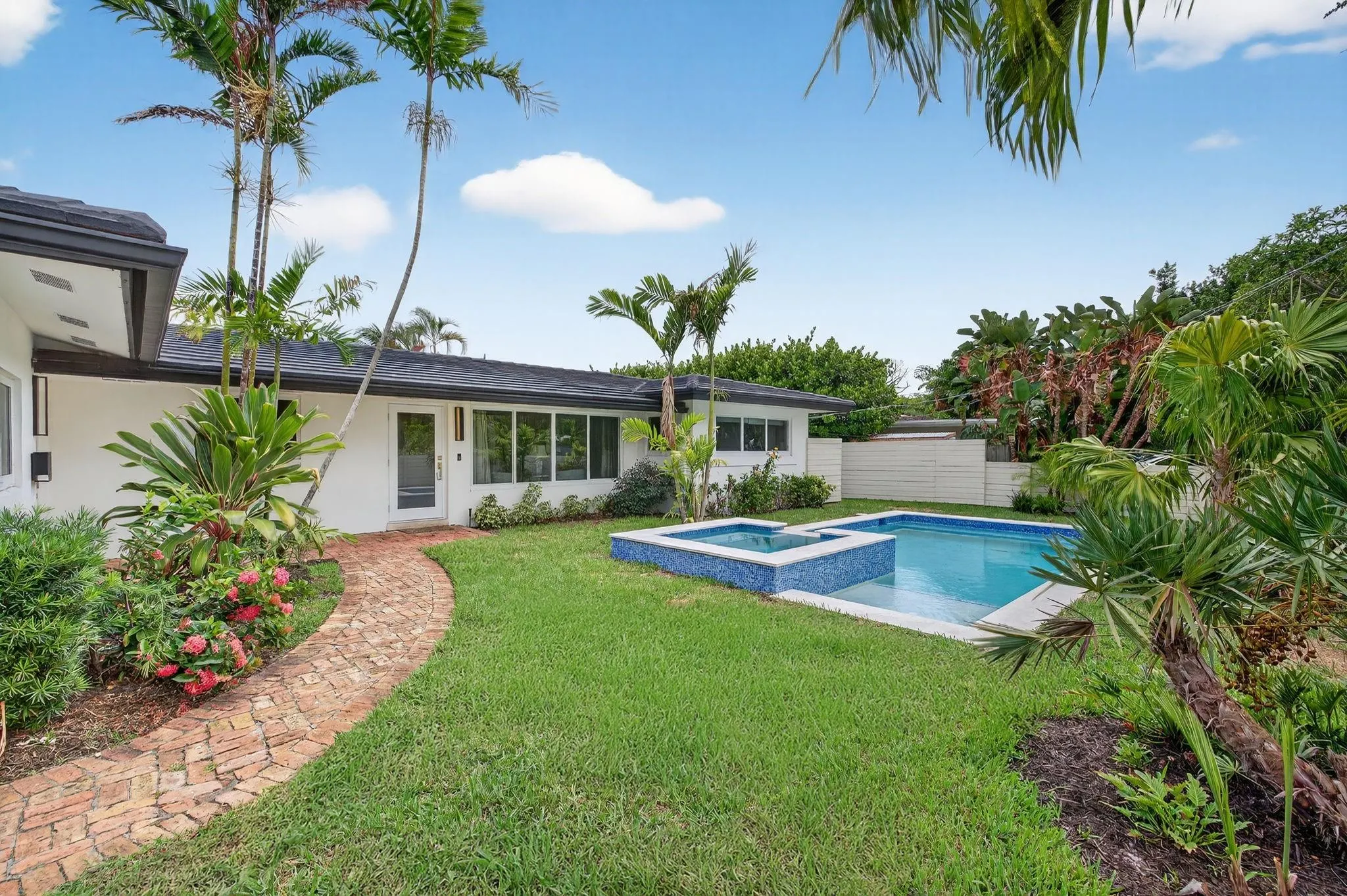1981 Coral Gardens Drive