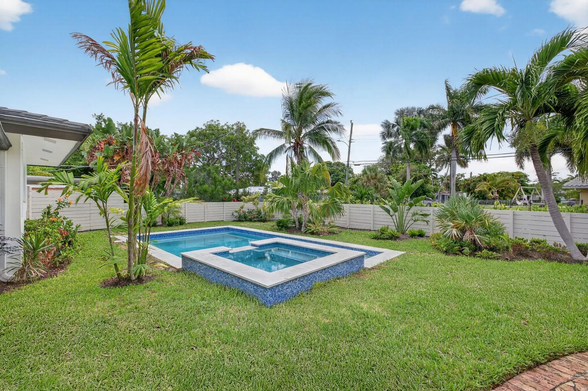 1981 Coral Gardens Drive