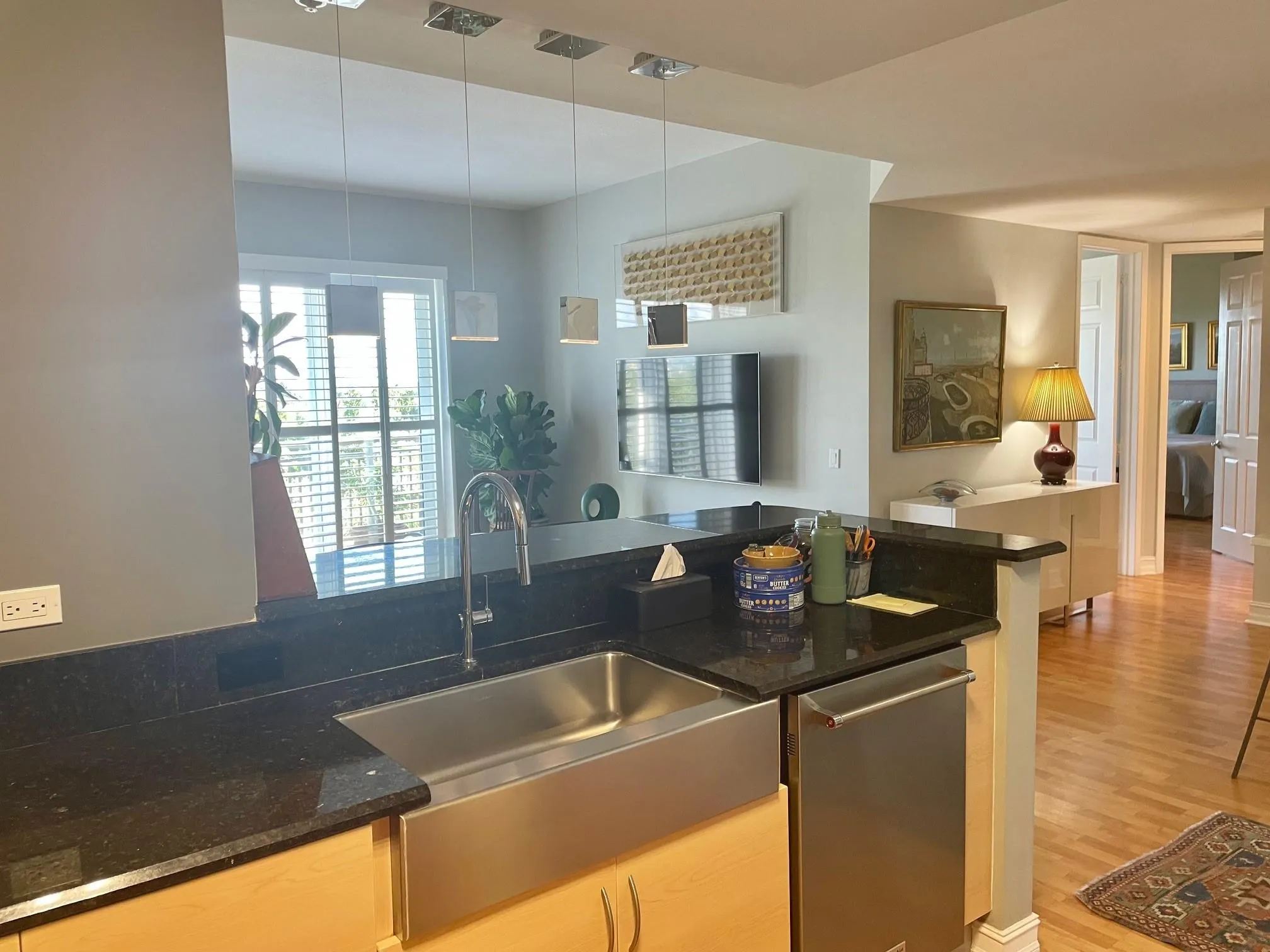 2609 NE 14th Ave, #402