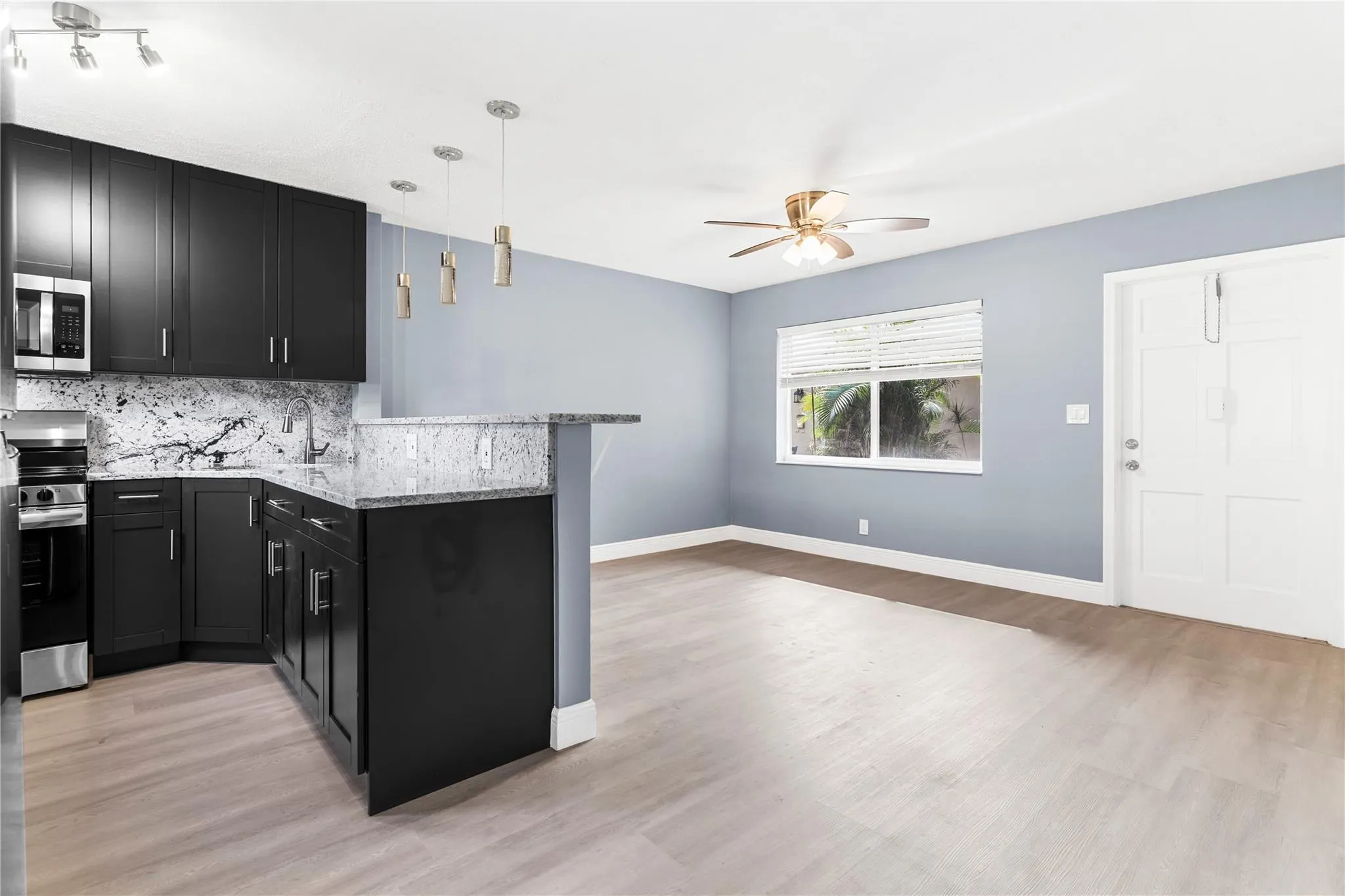 4751 NE 21st Ter, #3