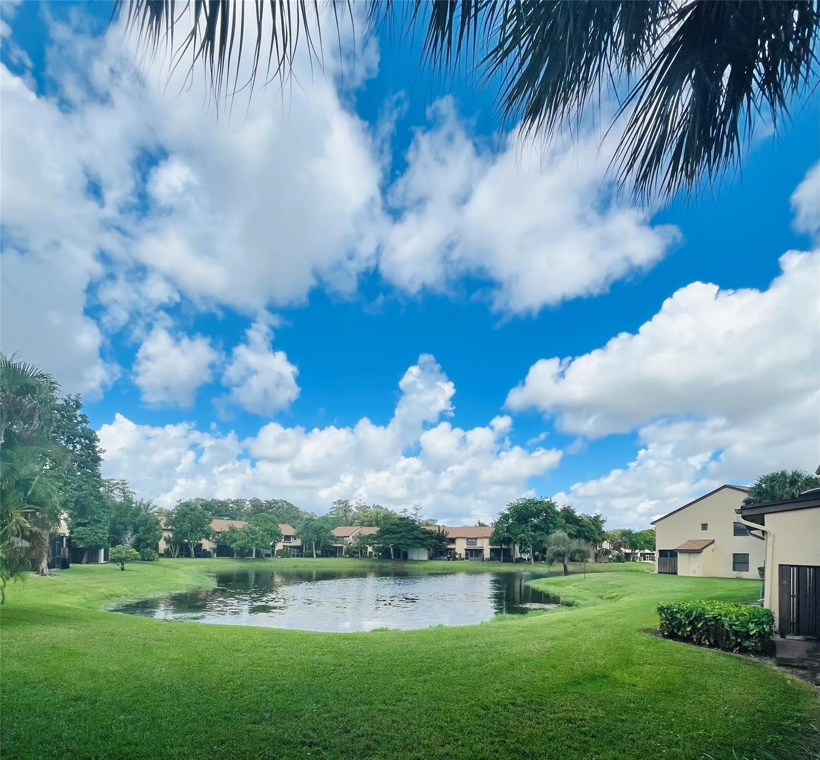 3966 Cocoplum Cir, #D