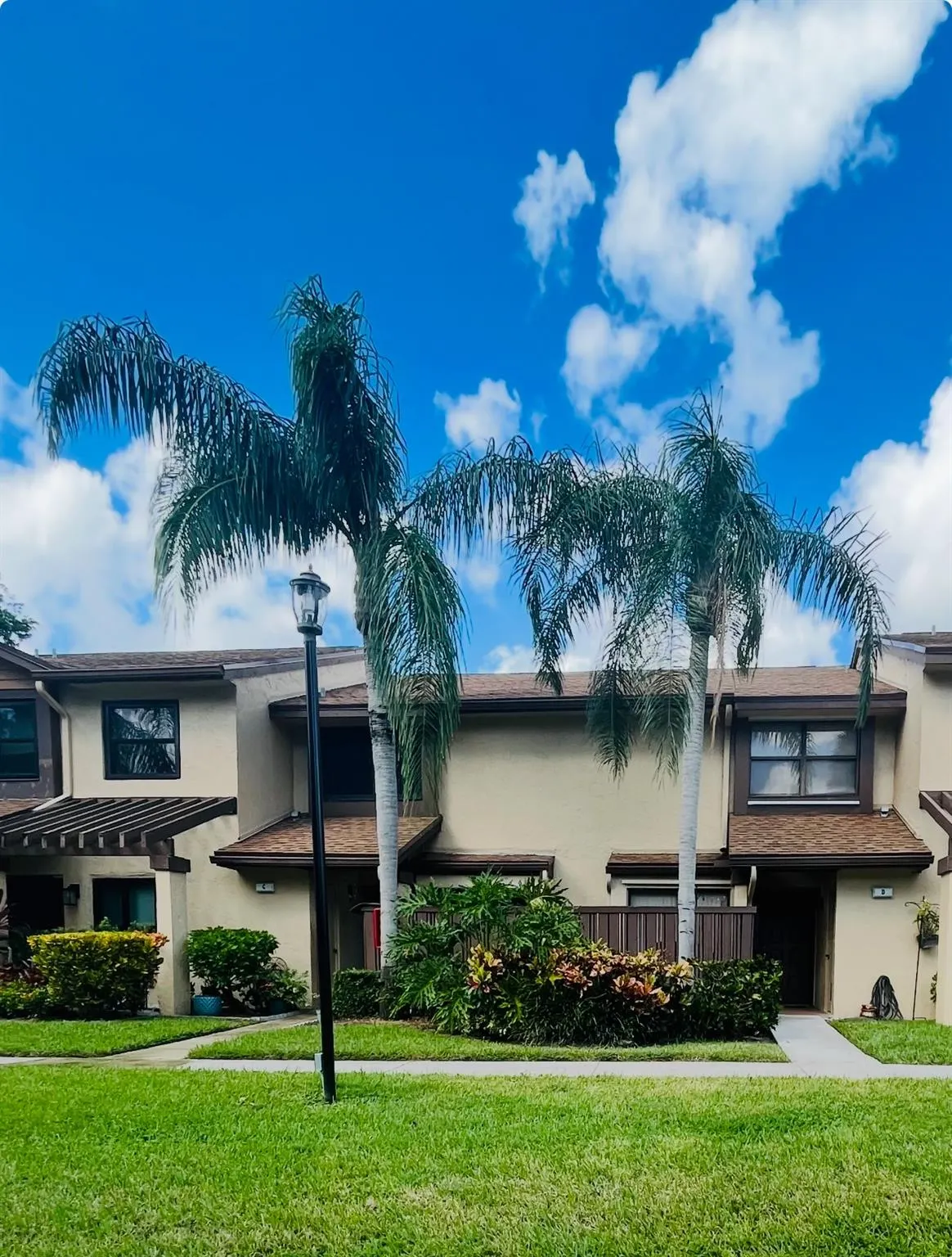 3966 Cocoplum Cir, #D