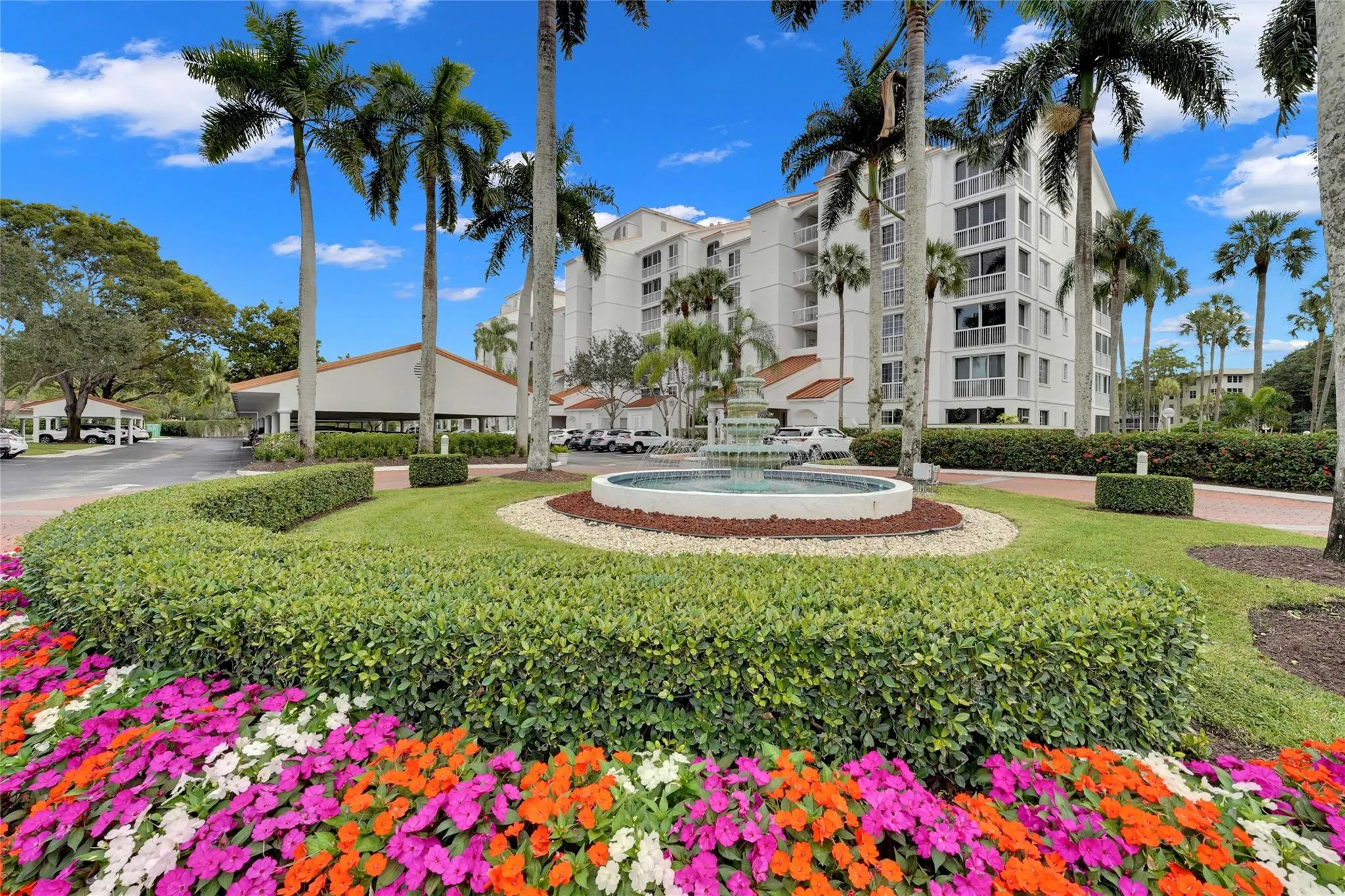 4108 W Palm Aire Dr, #83B