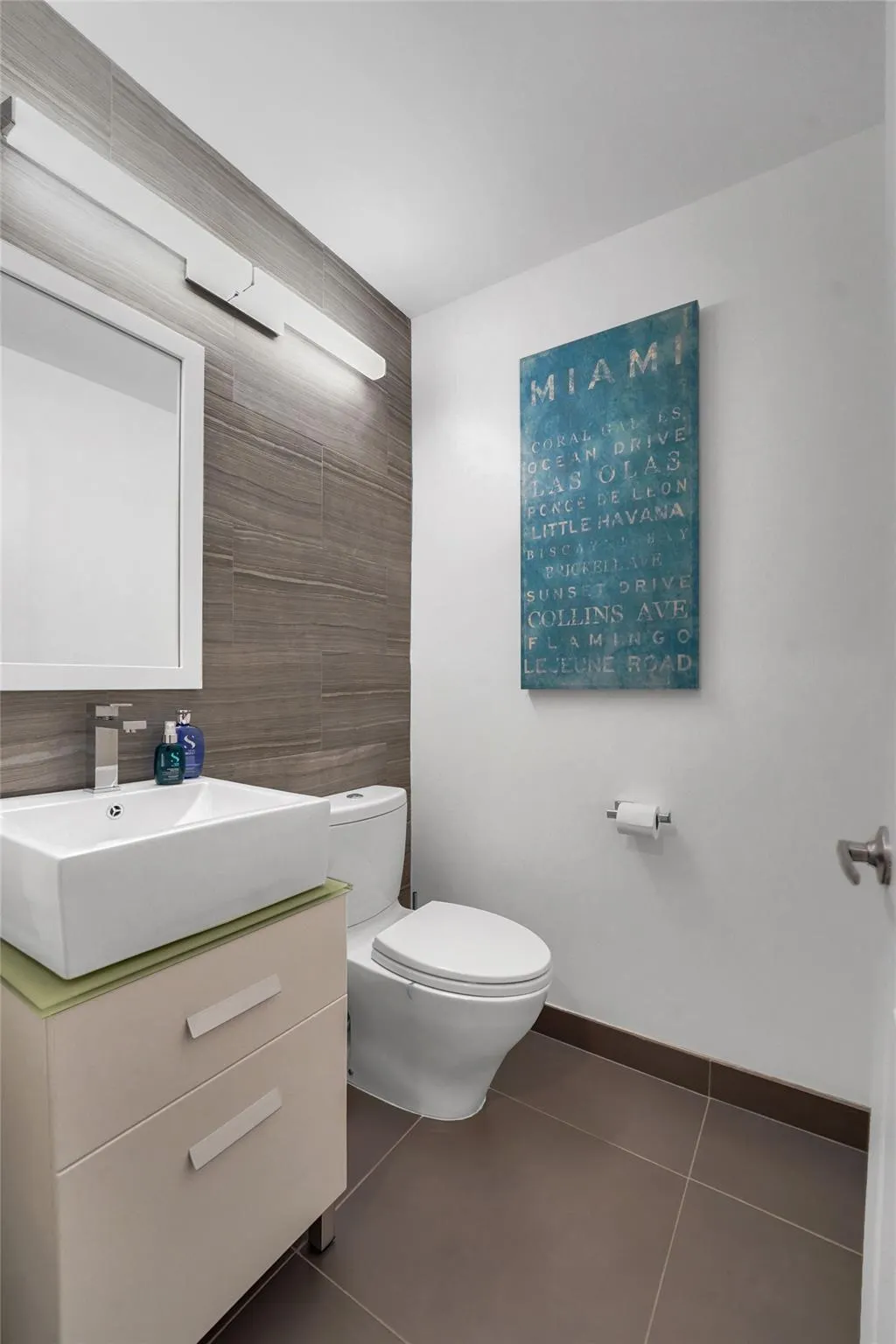 4108 W Palm Aire Dr, #83B