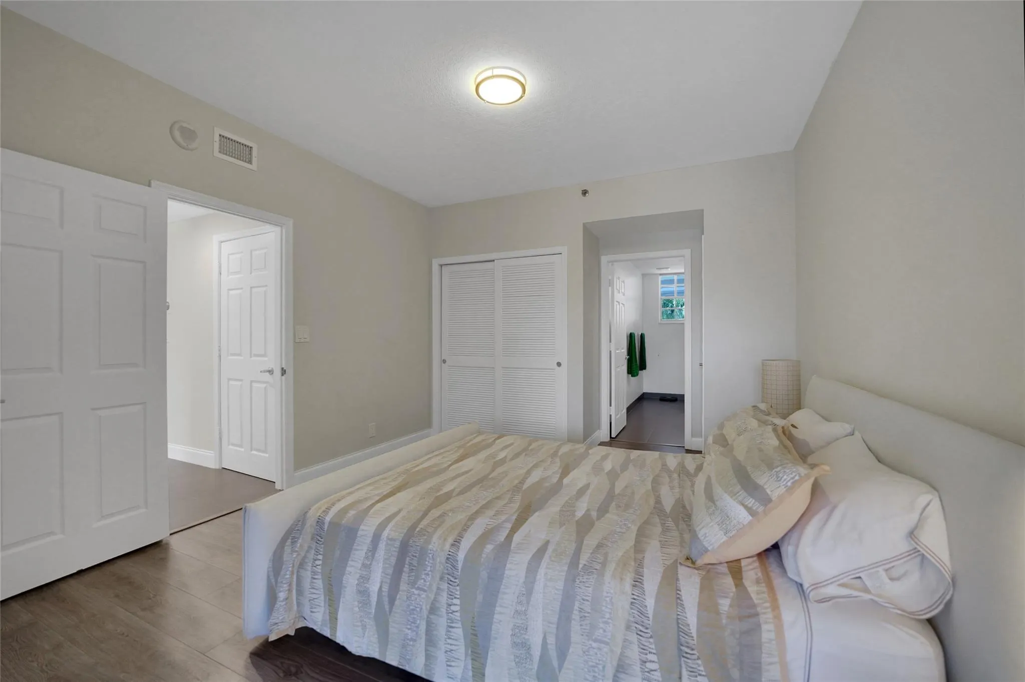 4108 W Palm Aire Dr, #83B