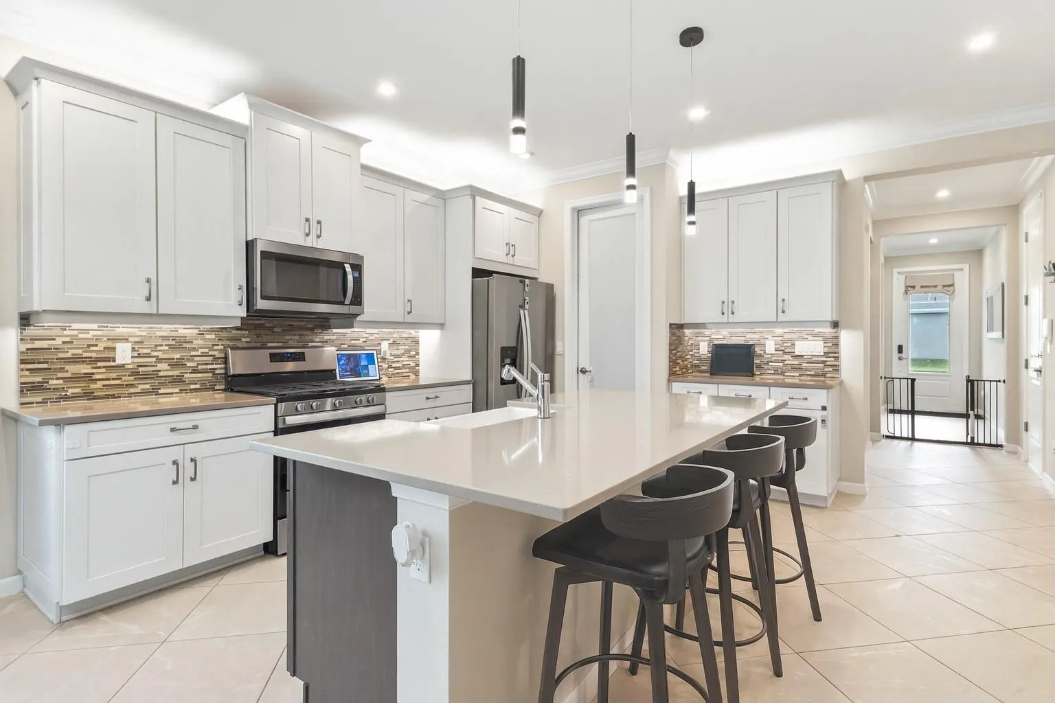 12679 SW Phoenix