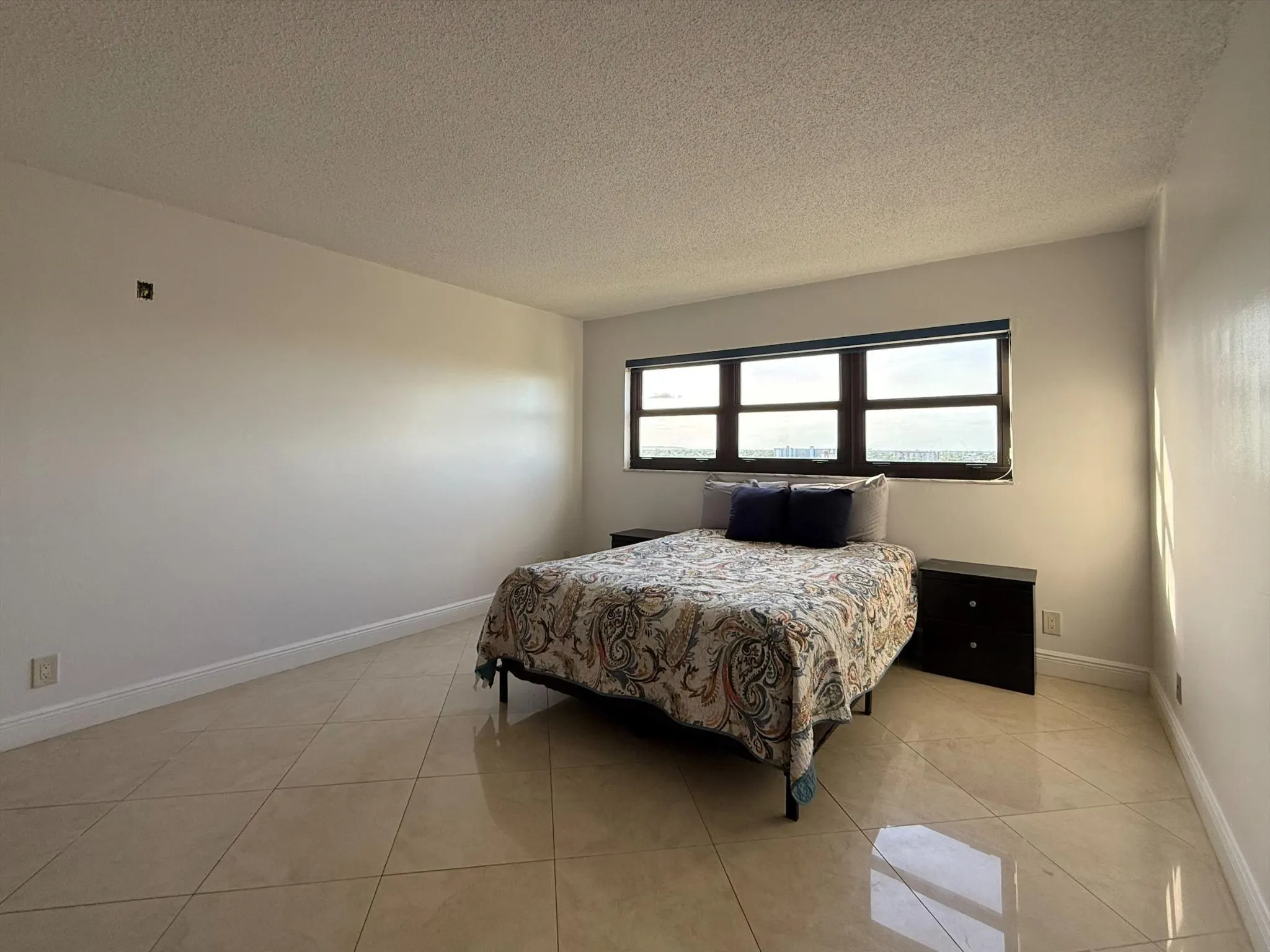 3200 Port Royale Dr, #1207