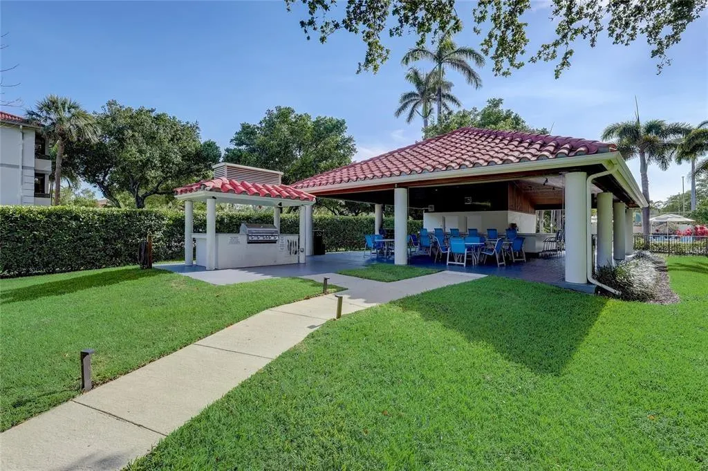 3200 Port Royale Dr, #1207