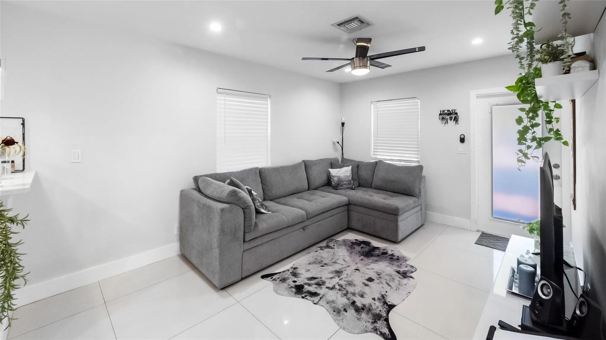 1341 NW 5th Ave