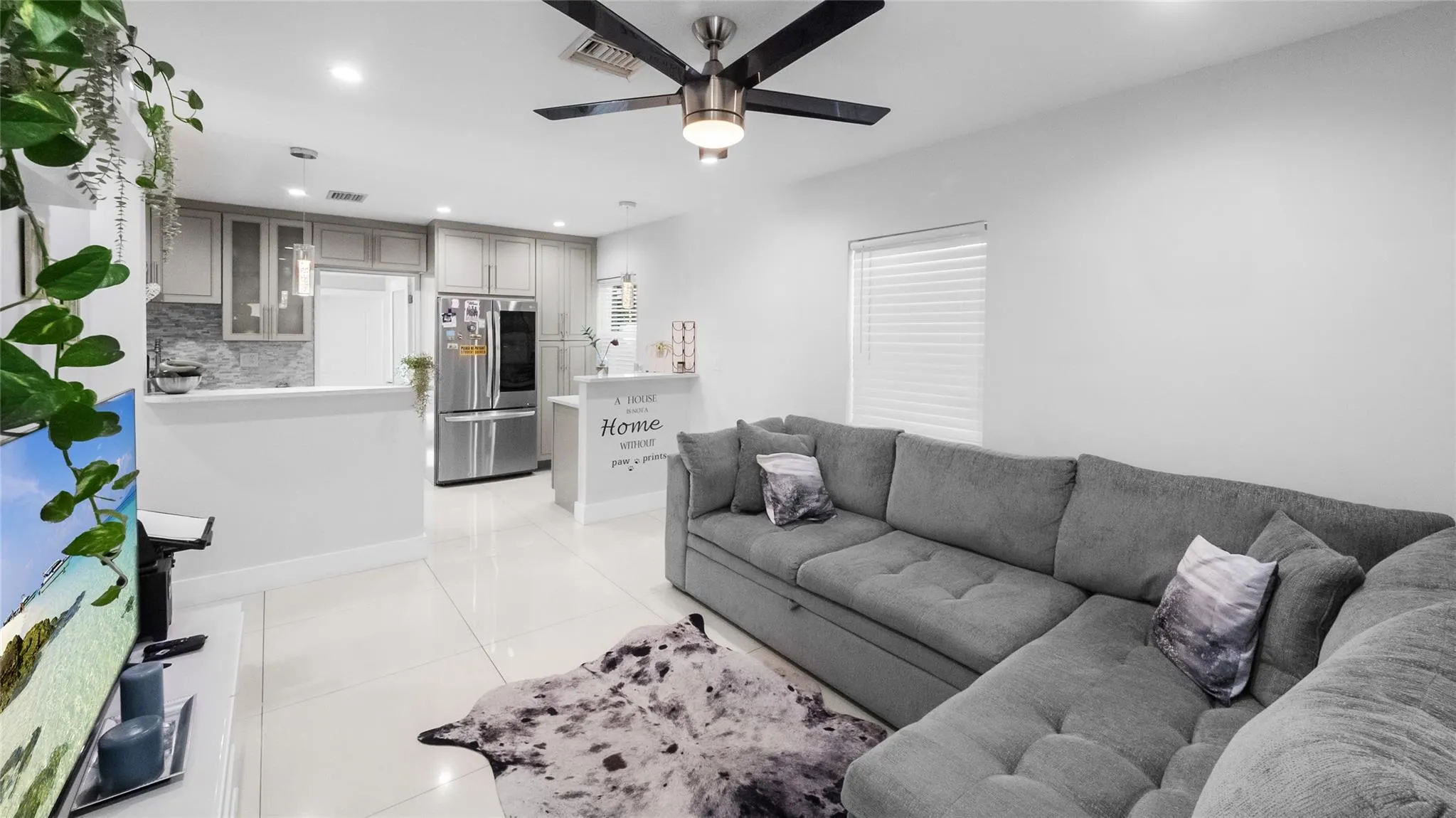1341 NW 5th Ave