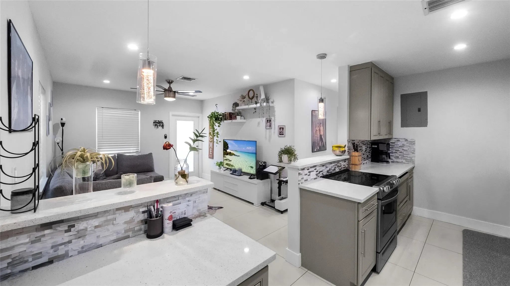 1341 NW 5th Ave