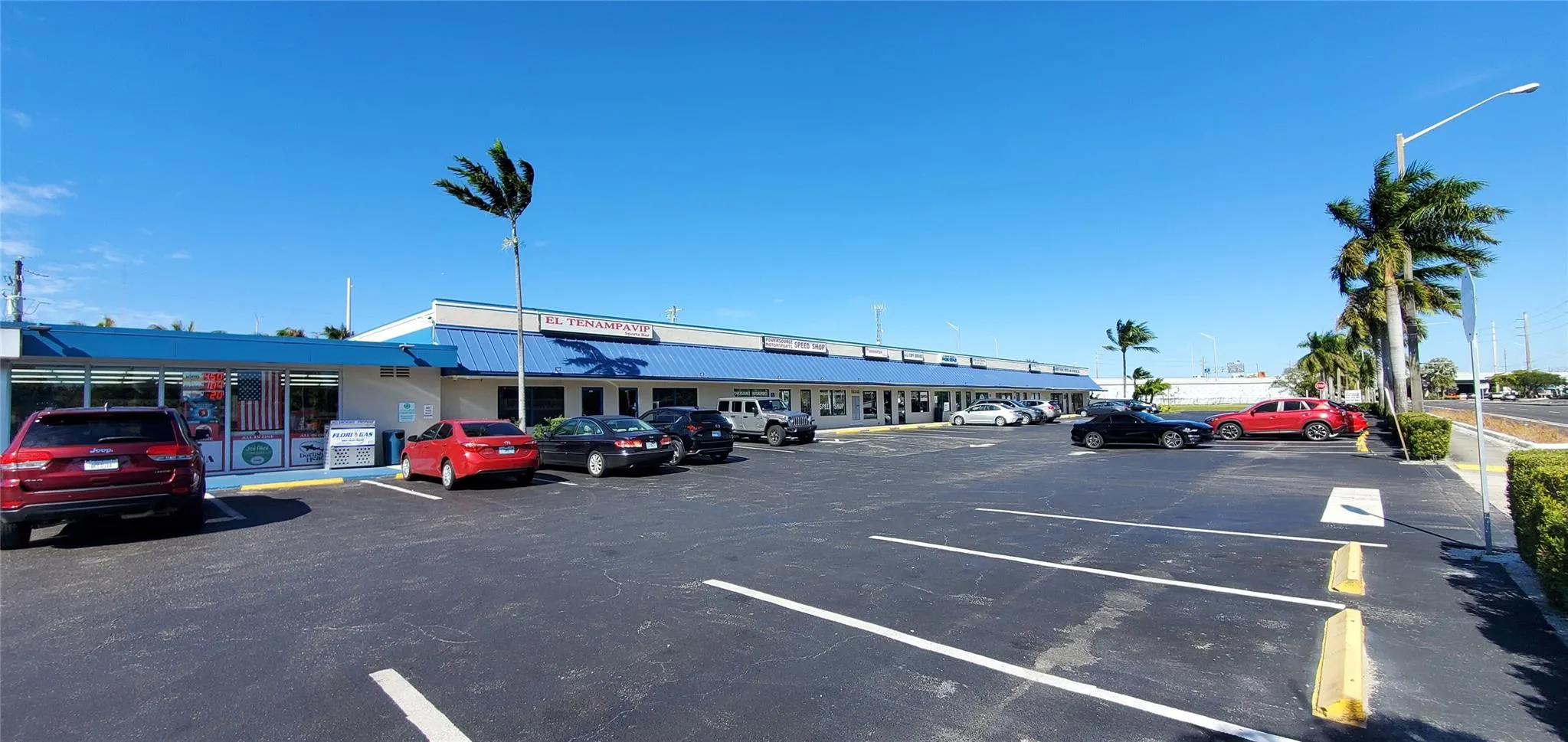 3801 Powerline Rd, #3841
