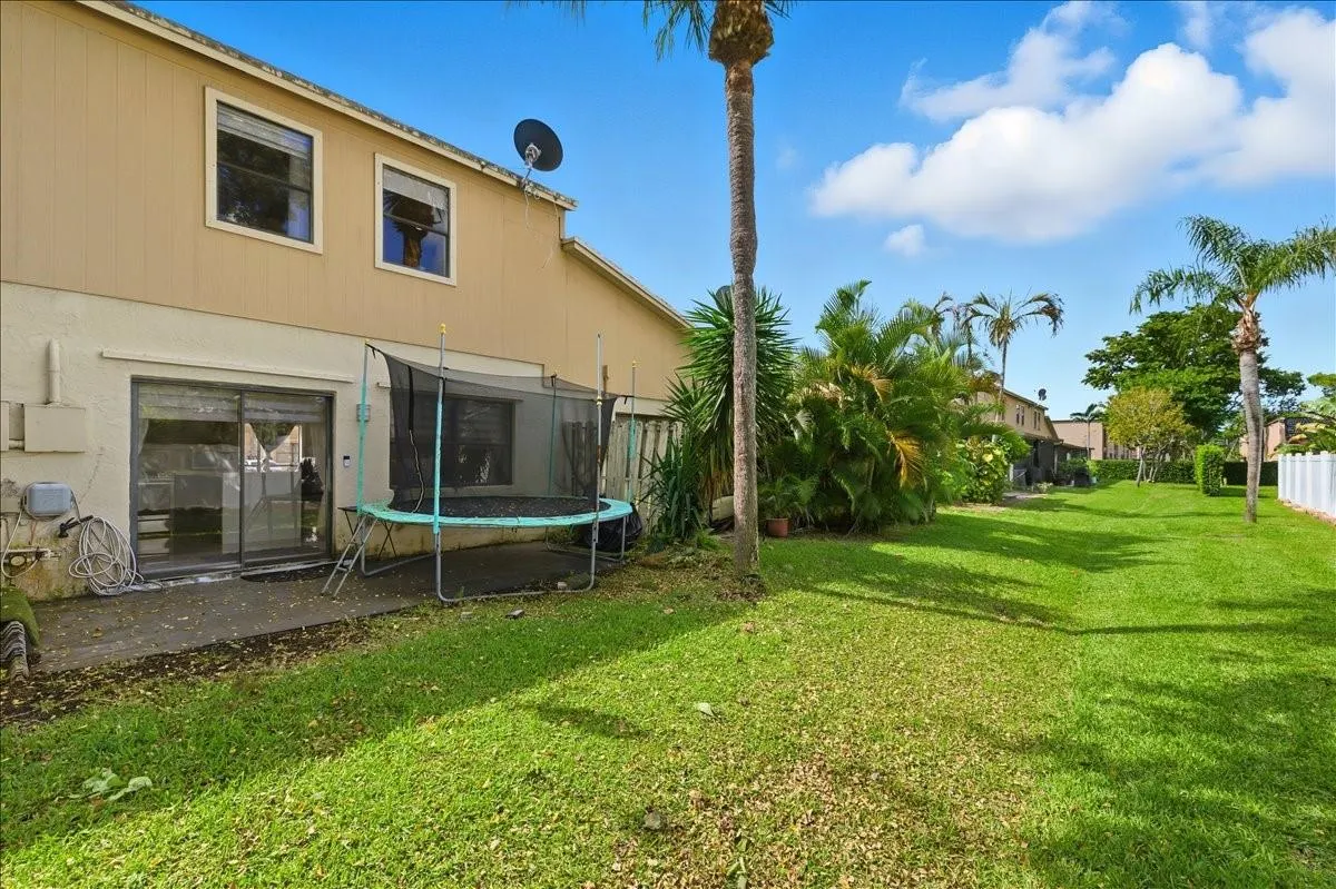 3370 Beau Rivage Dr, #2X