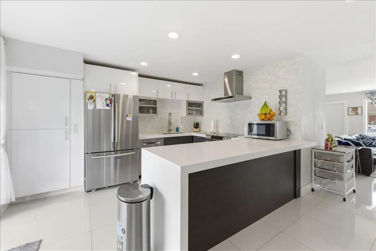 3370 Beau Rivage Dr, #2X