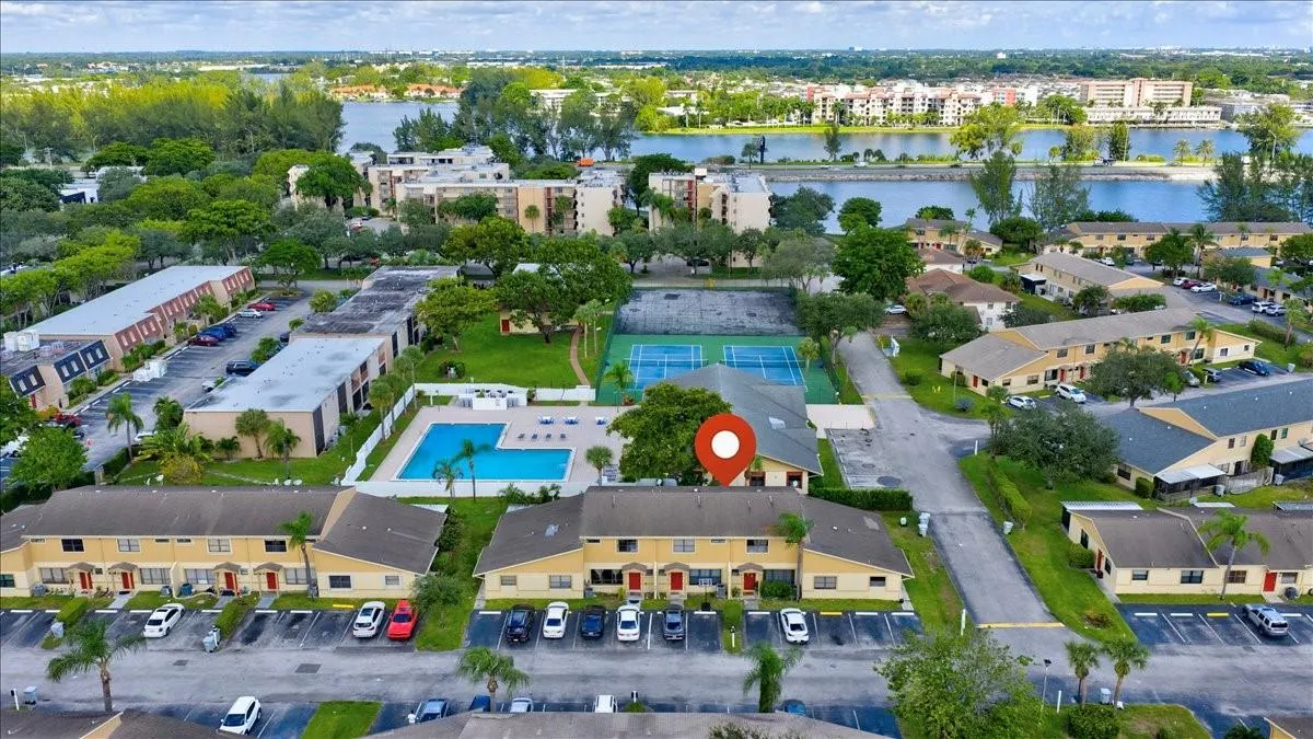 3370 Beau Rivage Dr, #2X