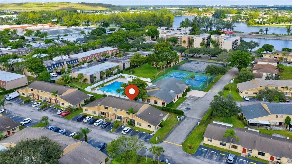 3370 Beau Rivage Dr, #2X