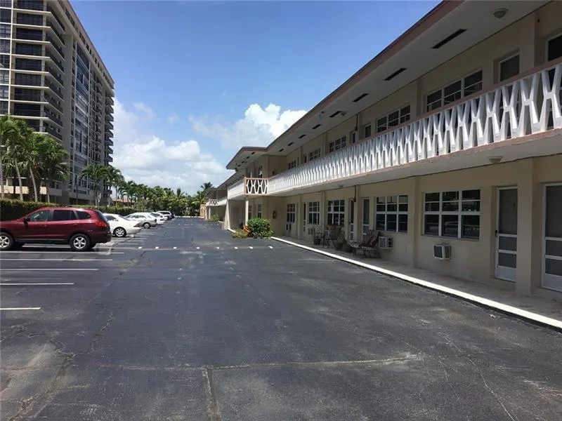 2001 S Ocean Dr, #1