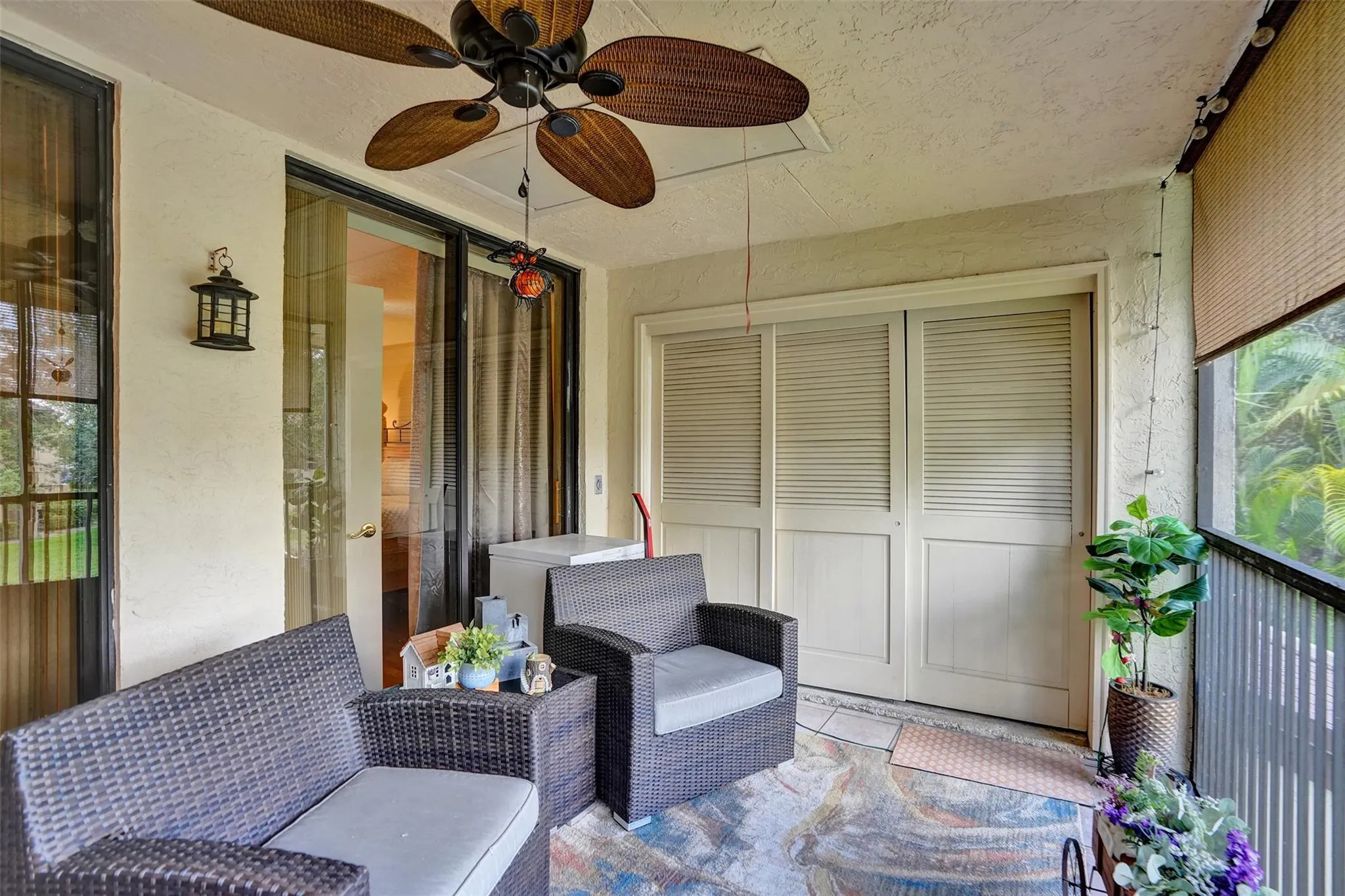 2518 Carambola Circle N, #1813