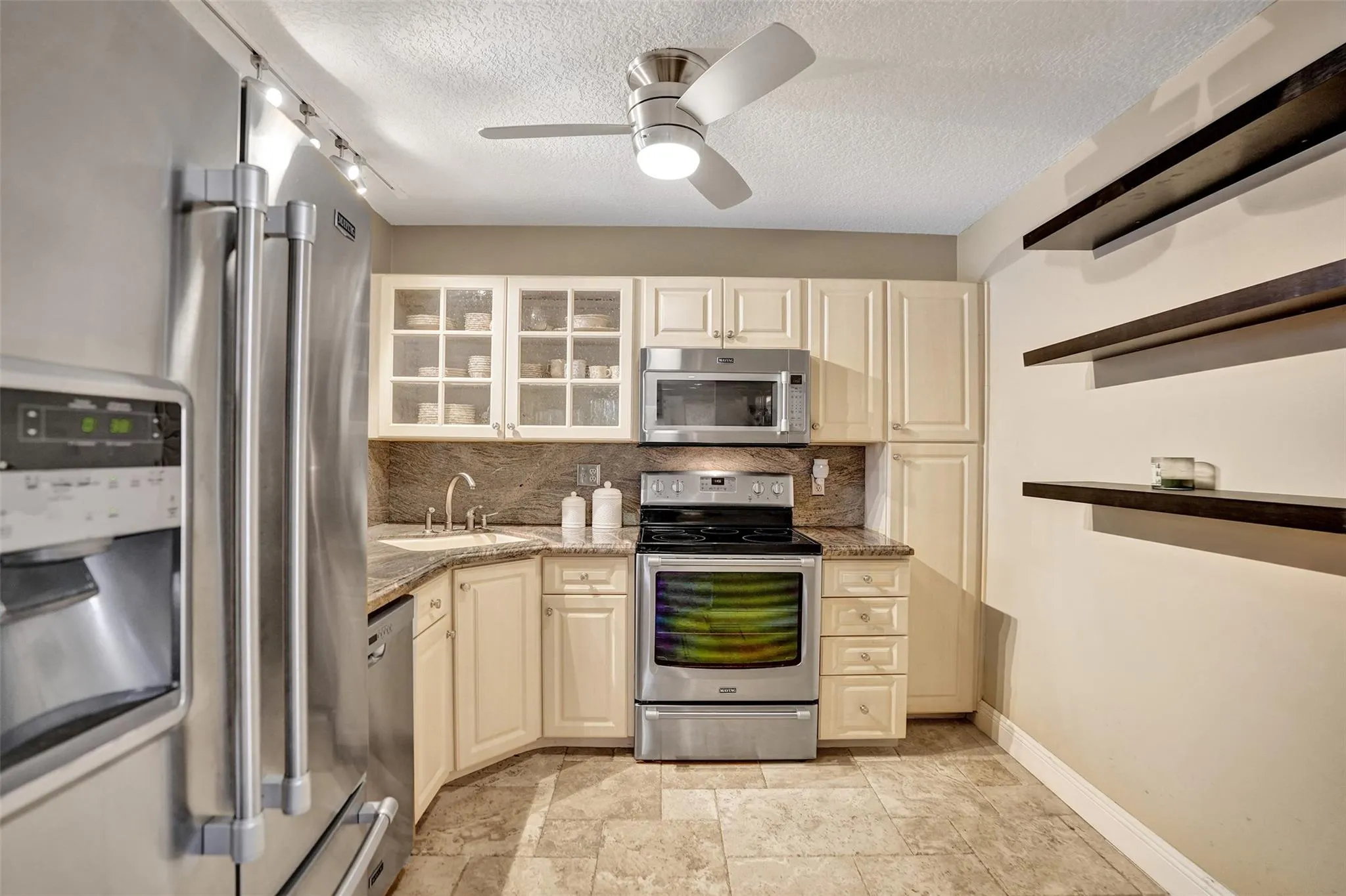 2518 Carambola Circle N, #1813