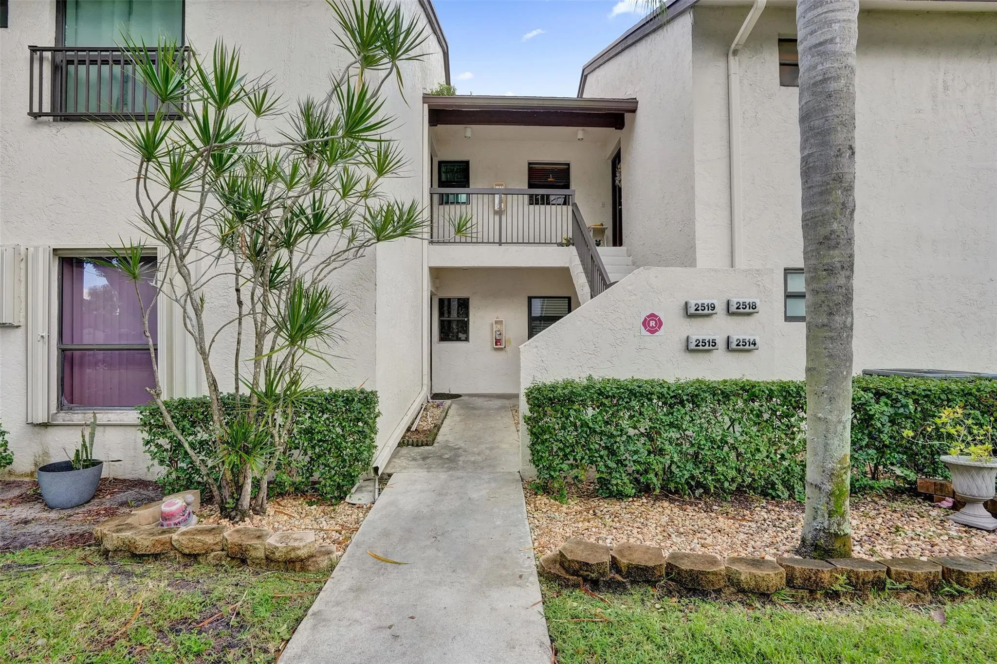 2518 Carambola Circle N, #1813