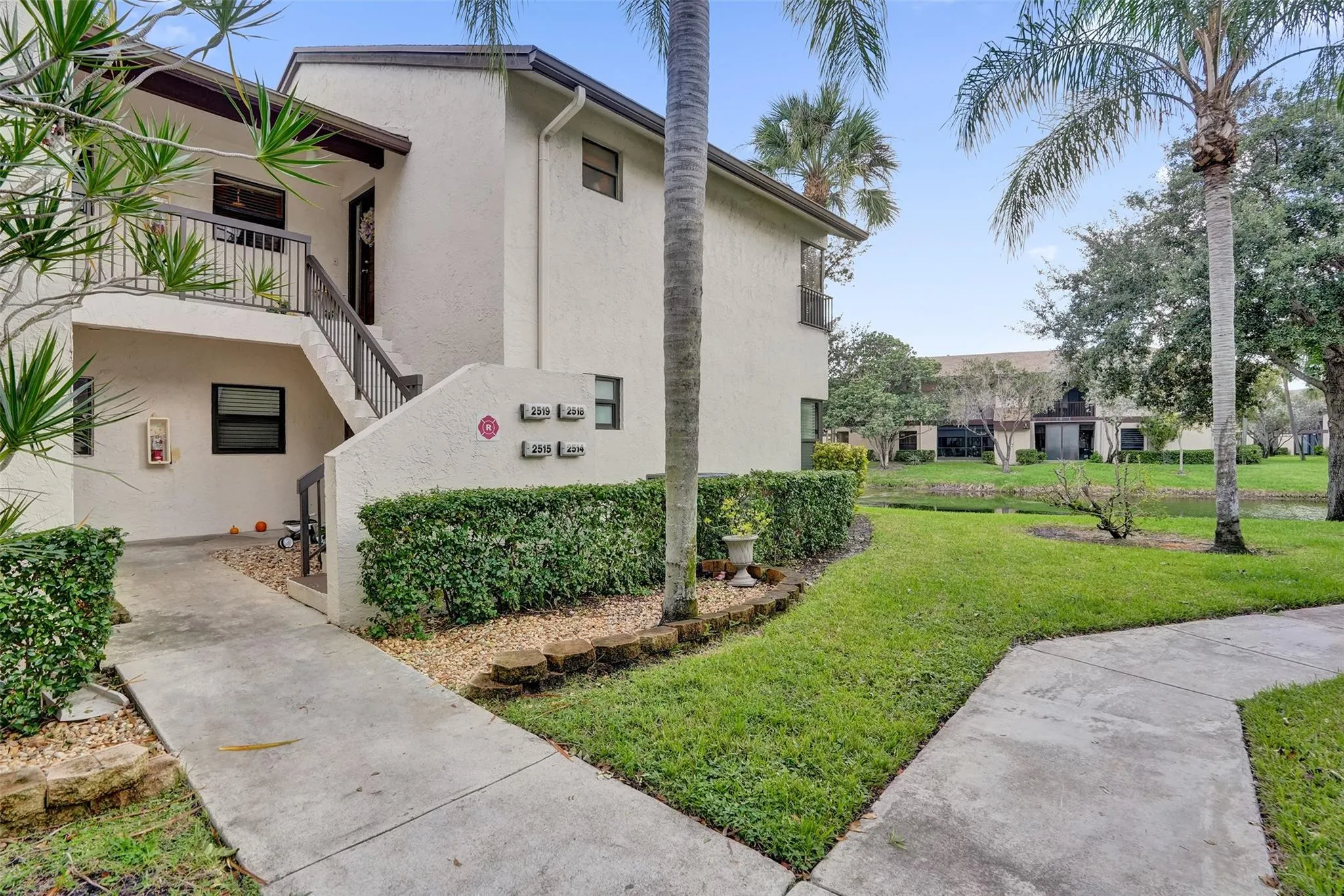 2518 Carambola Circle N, #1813