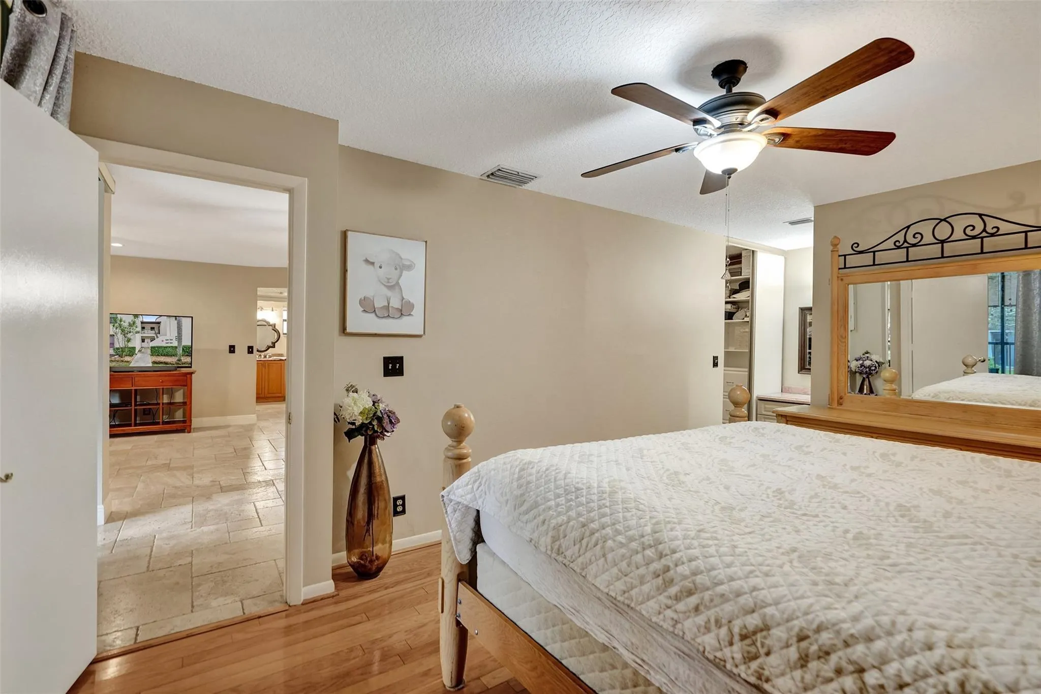 2518 Carambola Circle N, #1813