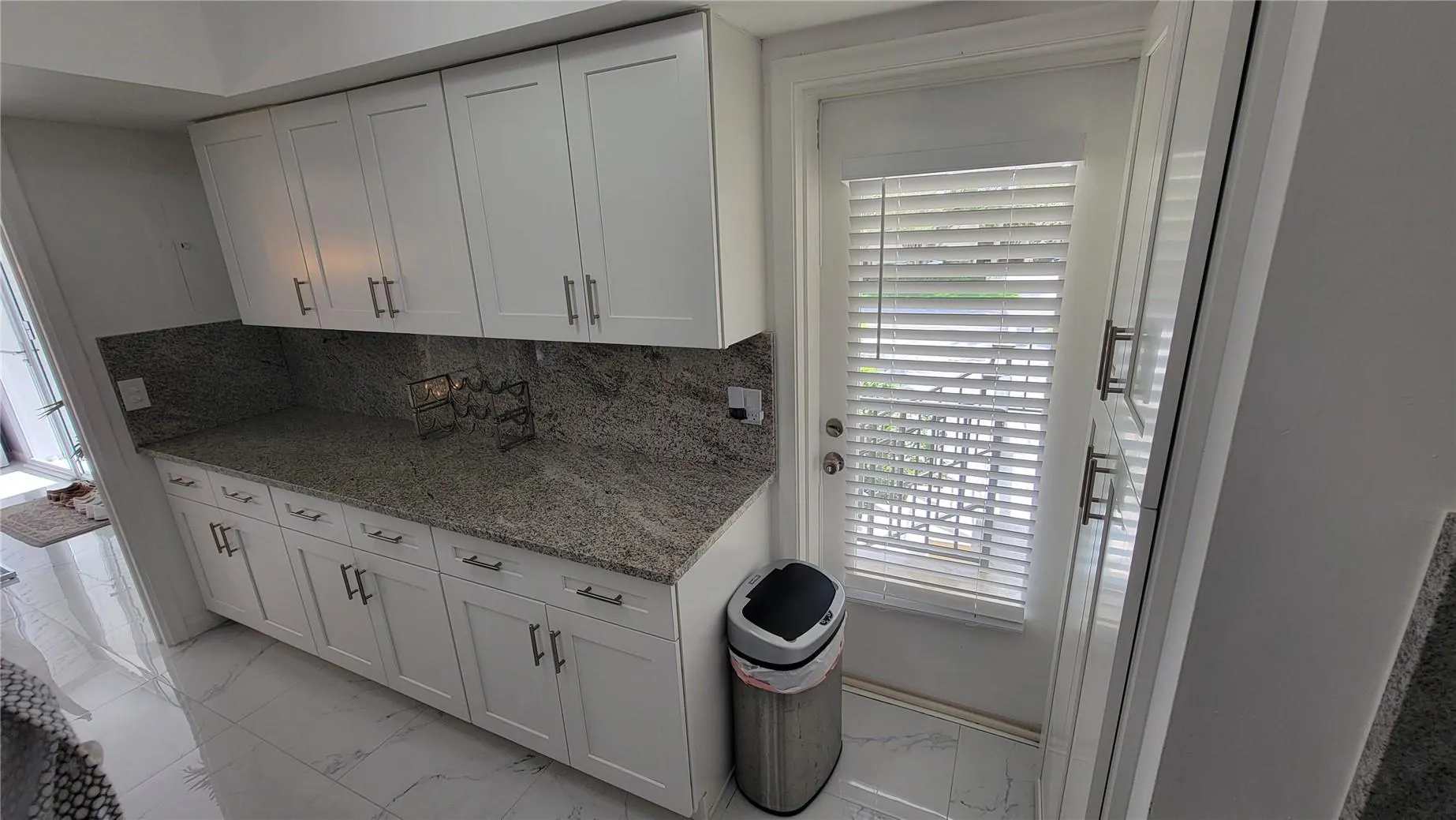 1801 Presidential Way, #D202