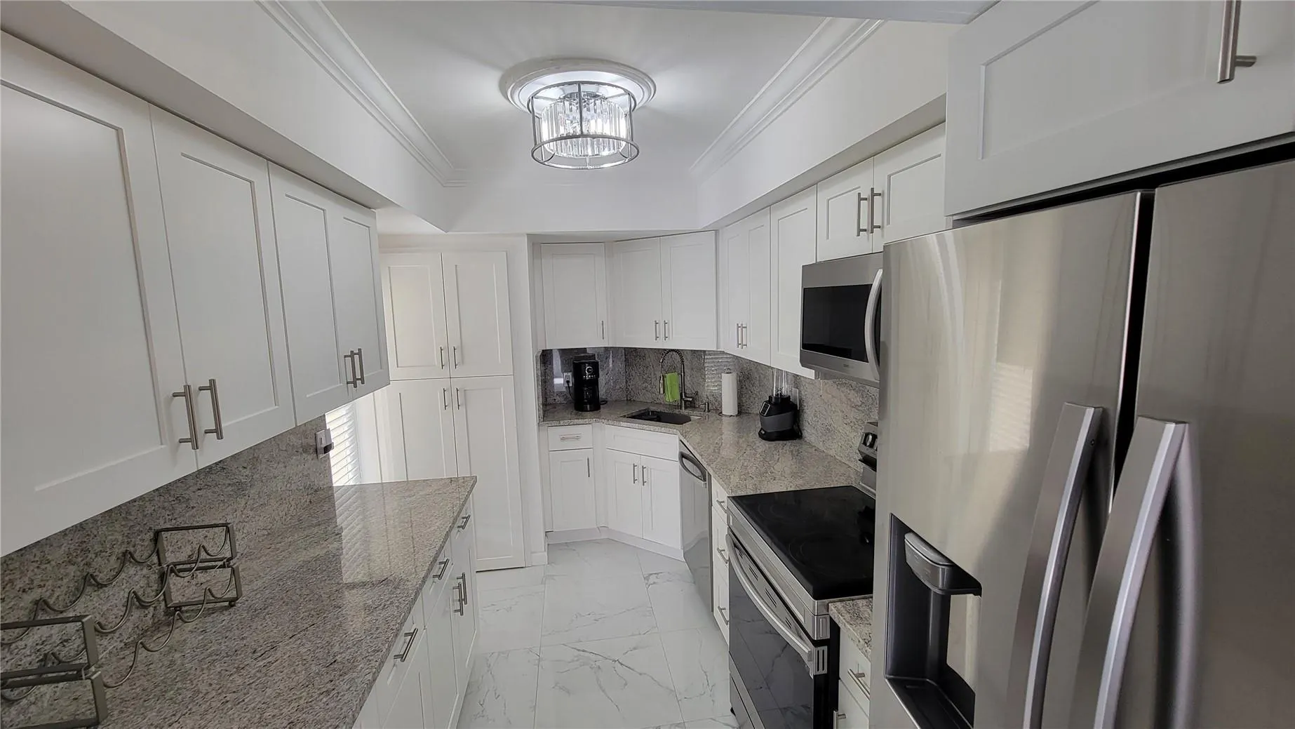1801 Presidential Way, #D202