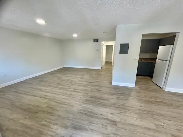 6601 SW 46th St, #204