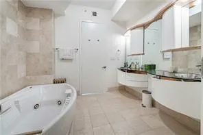 18101 Collins Ave, #1604