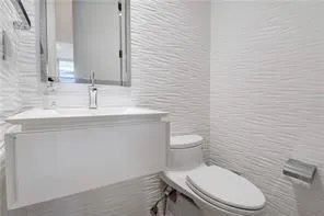 18101 Collins Ave, #1604