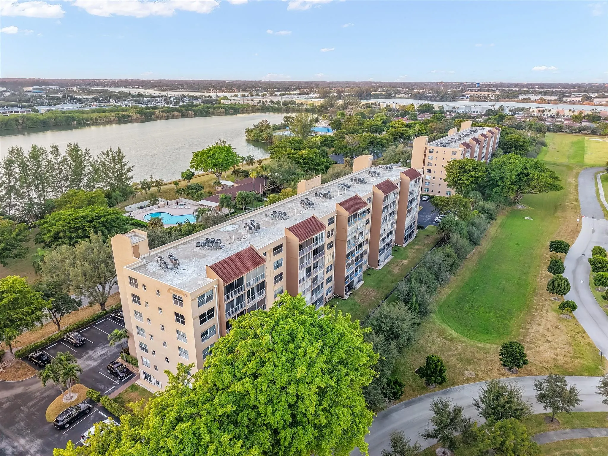 4550 NW 18th Ave, #604