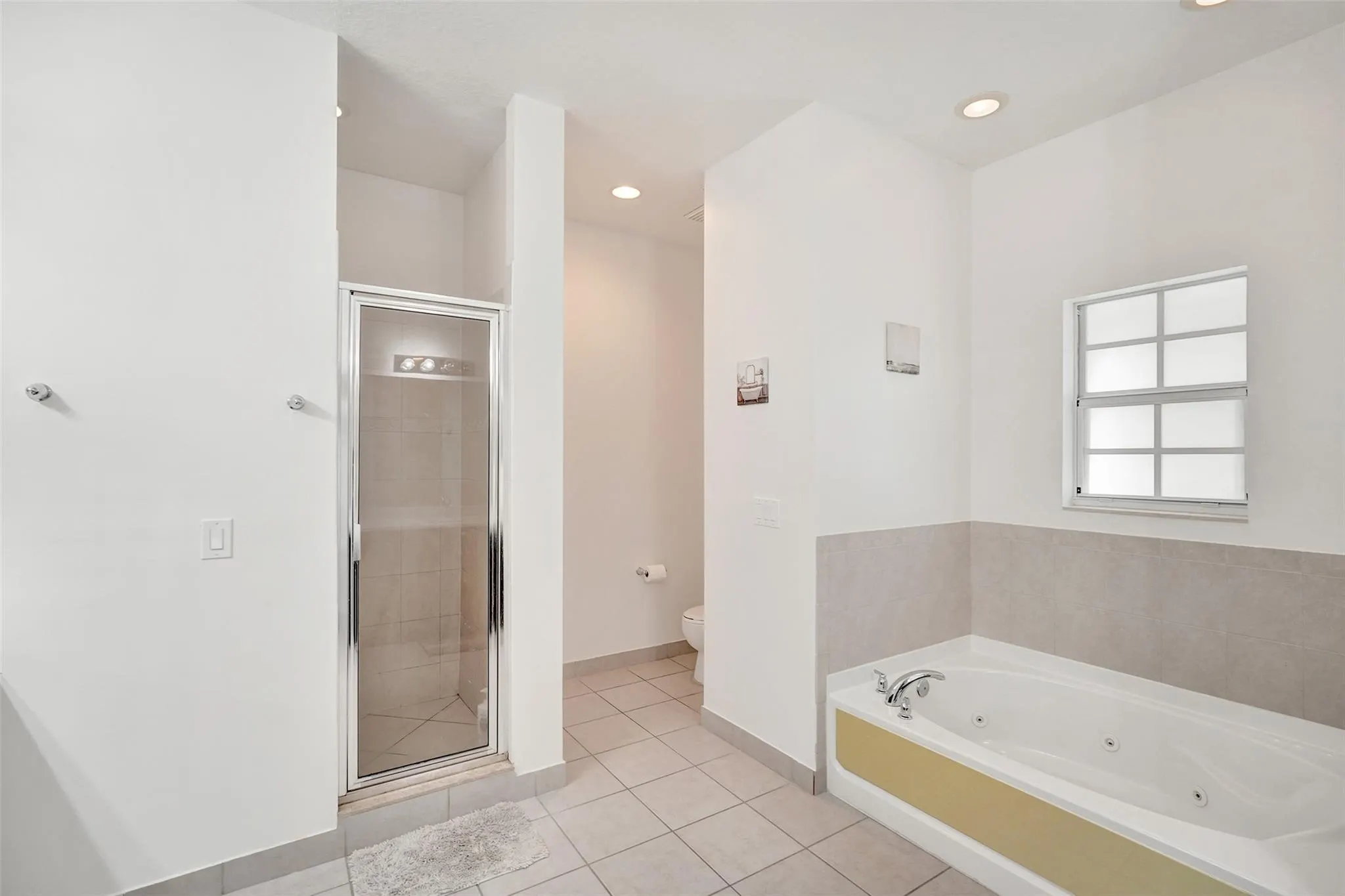 228 SW 6th Ct